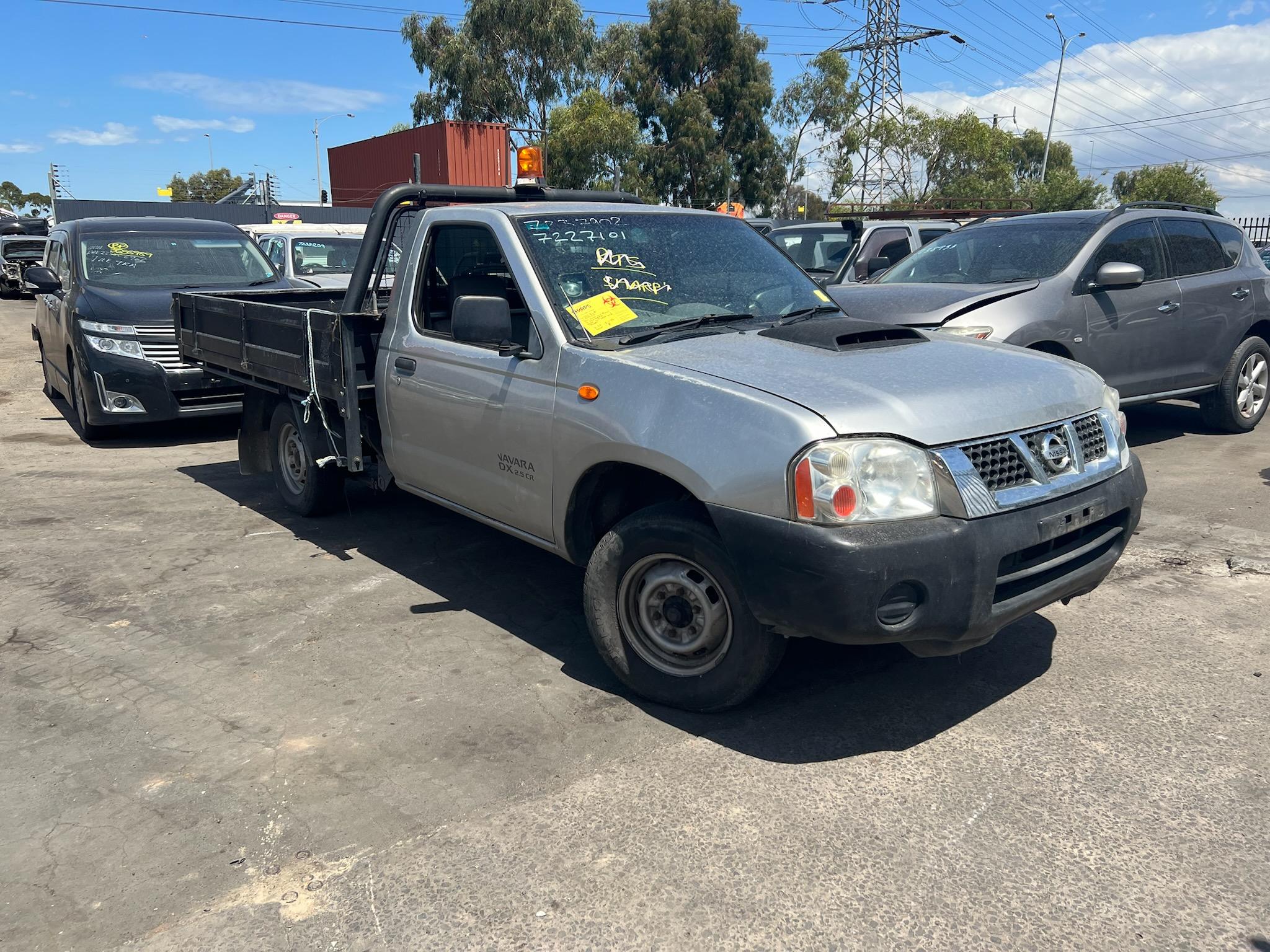 NISSAN NAVARA D22 2WD YD25 TURBO DIESEL SINGLE CAB SILVER WRECKING