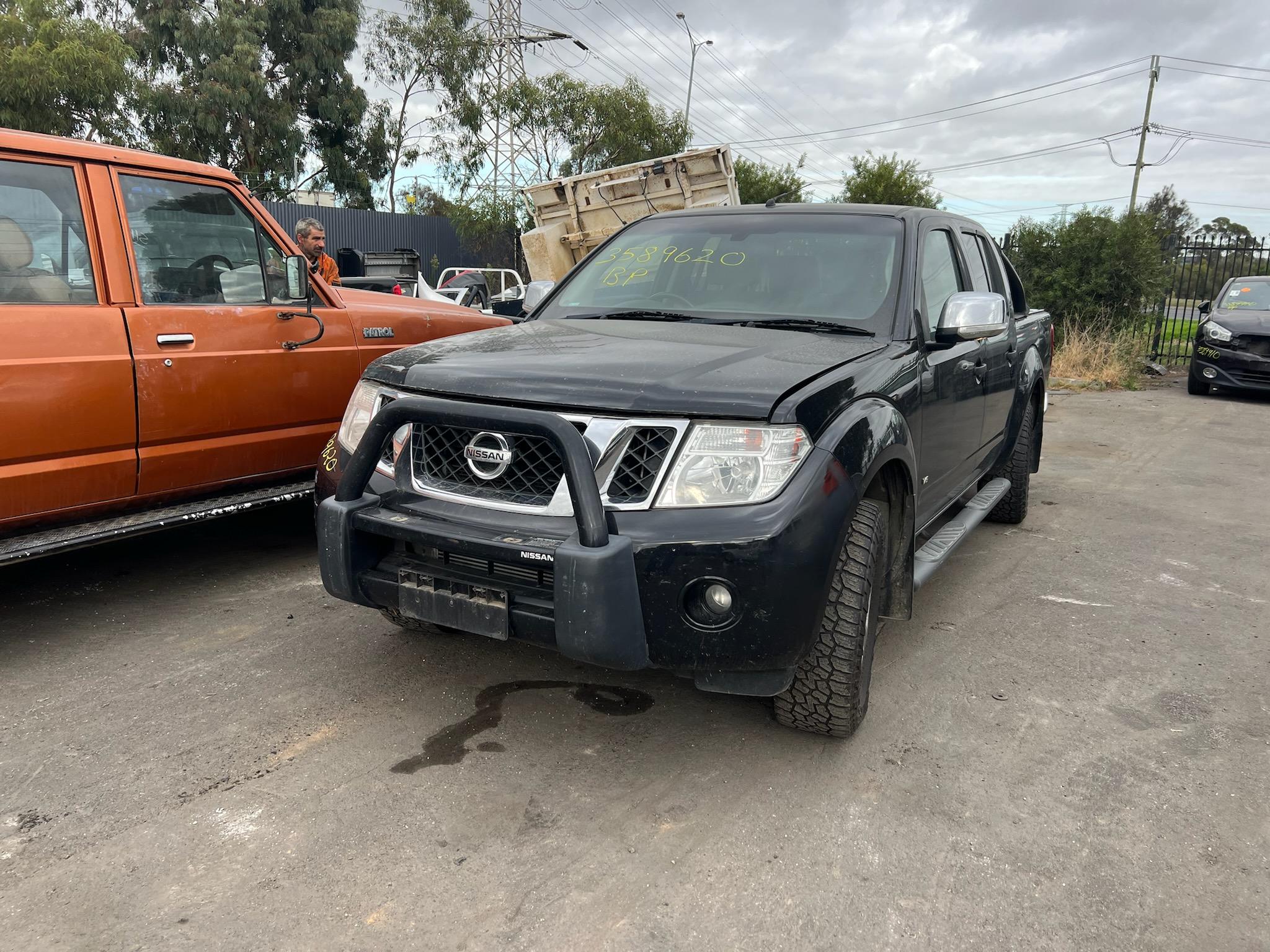 NISSAN NAVARA D40 ST-X 550 V9X V6 3L DIESEL 4X4 AUTO 2012 BLACK WRECKING