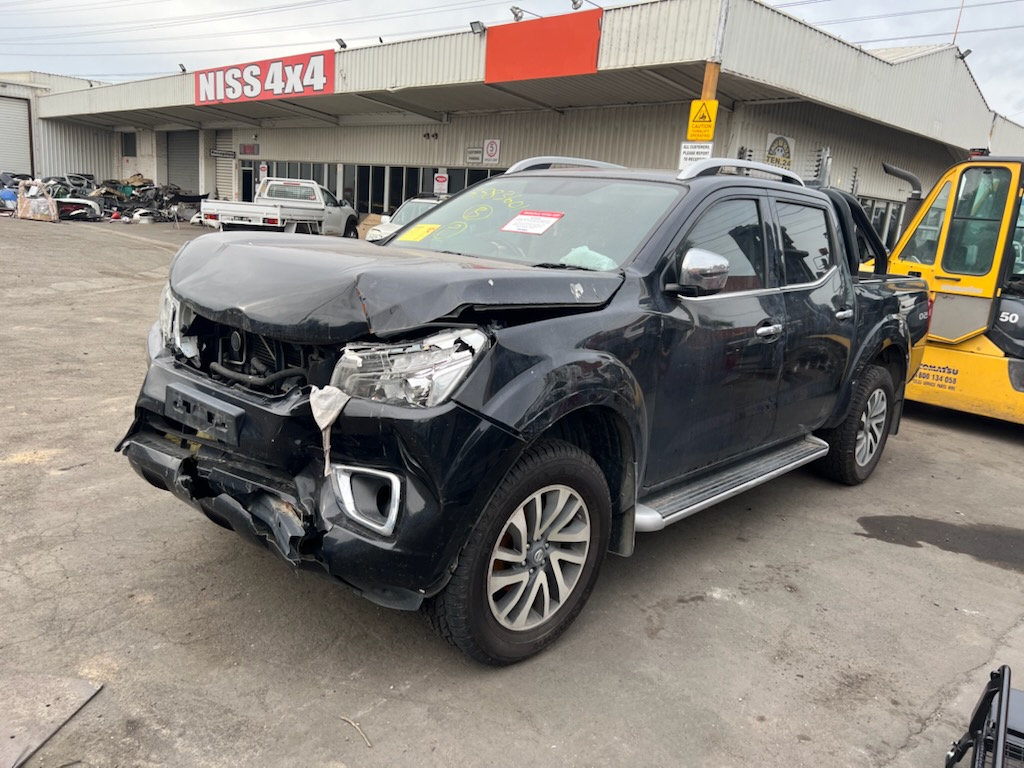 NISSAN NAVARA D23 NP300 YS23 TWIN TURBO DIESEL BLACK 2015 WRECKING