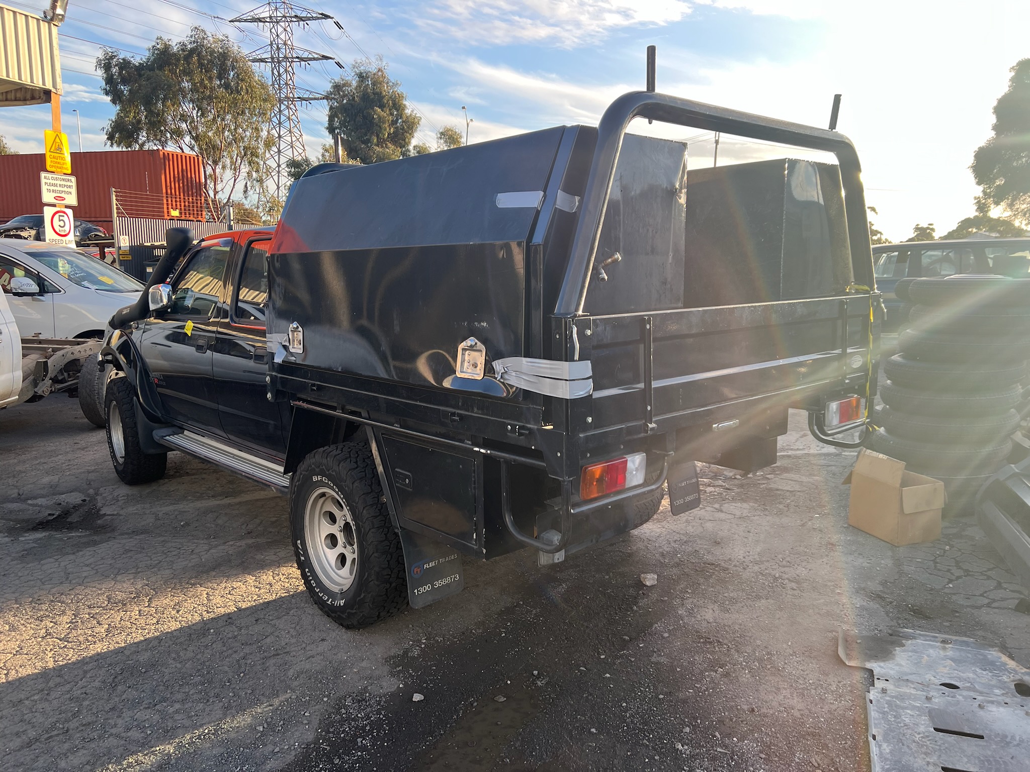 NAVARA D22 STR DUALCAB YD25 DIESEL 2011 WRECKING