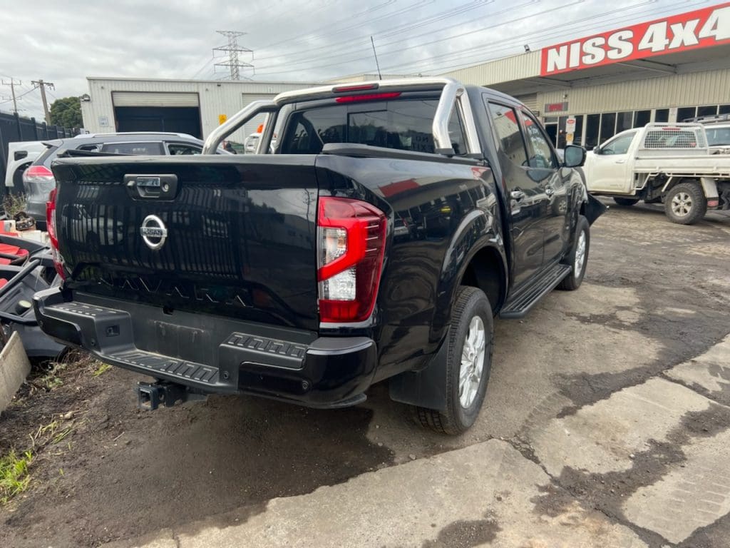 NISSAN NAVARA D23 NP300 YS23 DIESEL BLACK 2021 WRECKING