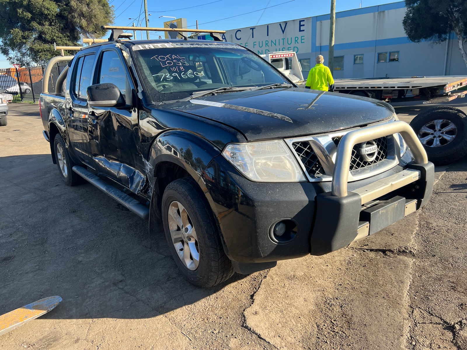 NISSAN NAVARA D40 VSK SPAIN BLACK YD25 DIESEL 2011 WRECKING