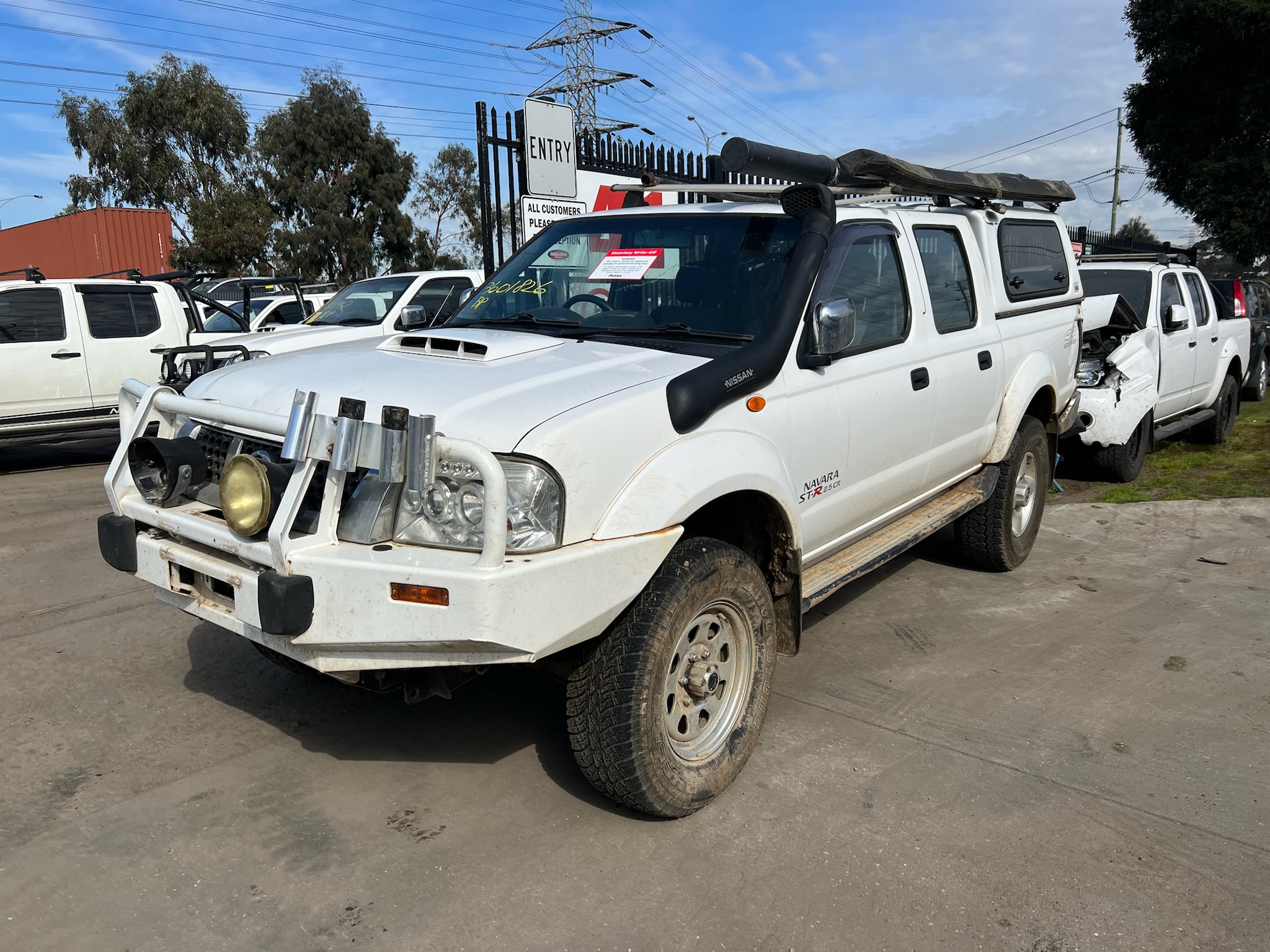 NISSAN NAVARA D22 ST-R DUALCAB YD25 WHITE 2009 WRECKING