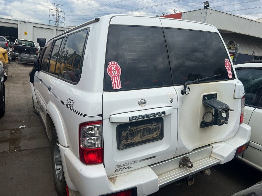 NISSAN PATROL Y61 GU WAGON ST-L LEATHER INTERIOR ZD30 DIESEL WHITE 2003 ...