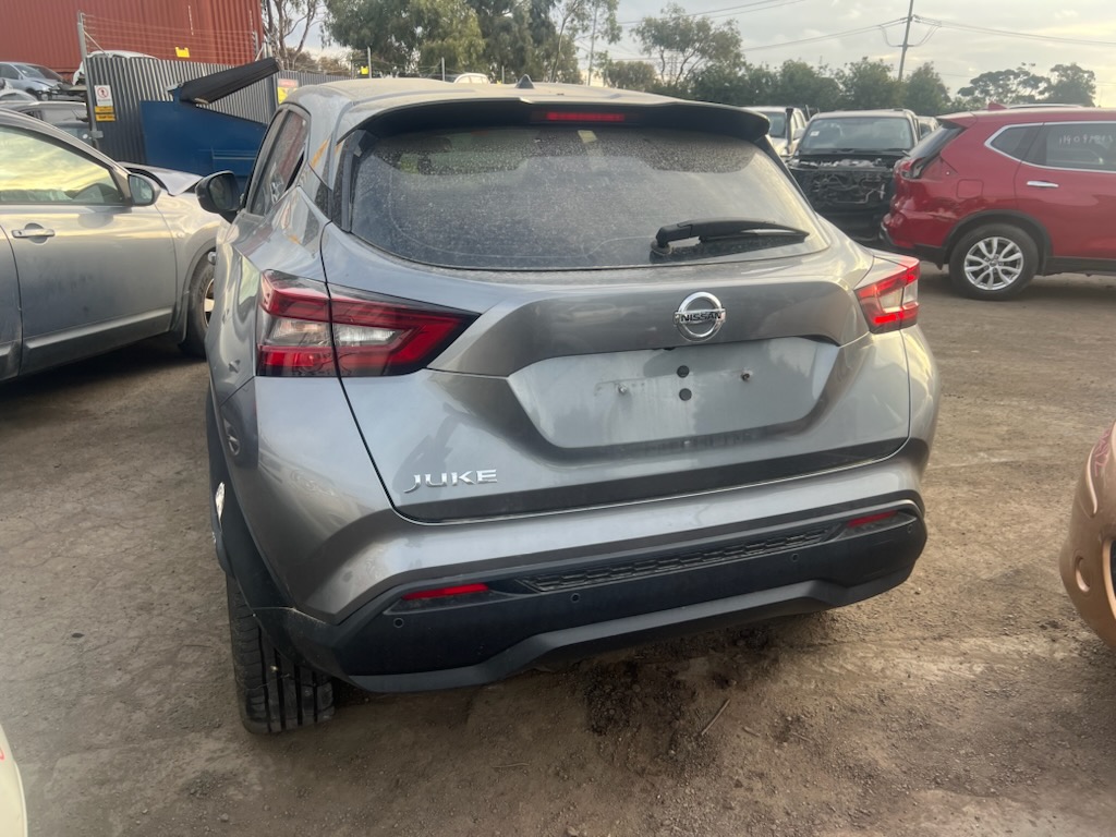 PATRING OUT NISSAN JUKE F15 2022 WRECKING / PARTS FOR SALE