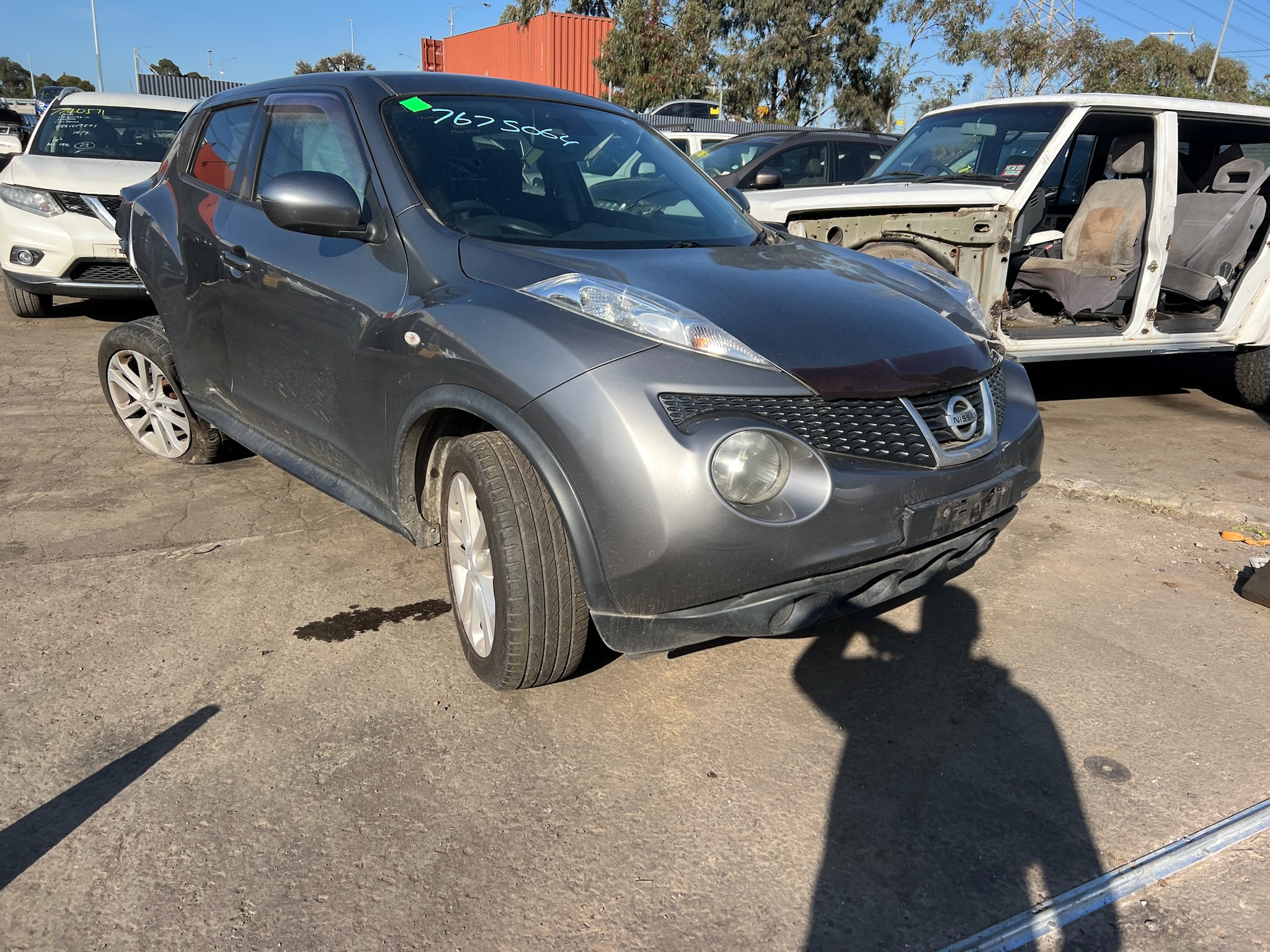 PARTING OUT NISSAN JUKE F15 GREY PARTS FOR SALE