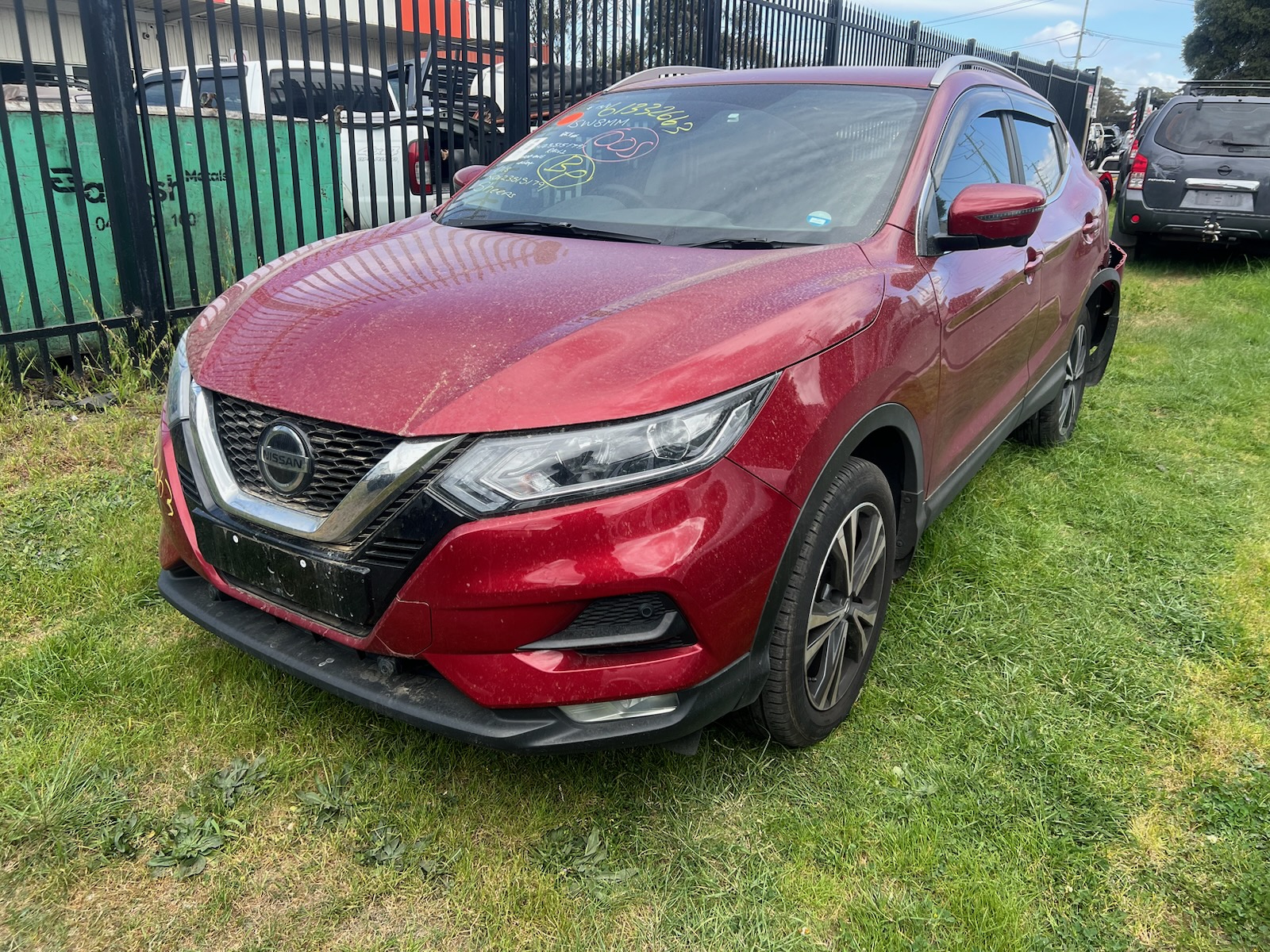 PARTING OUT NISSAN QASHQAI J11 RED 2.0 AUTO 2018 WRECKING / PARTS FOR SALE