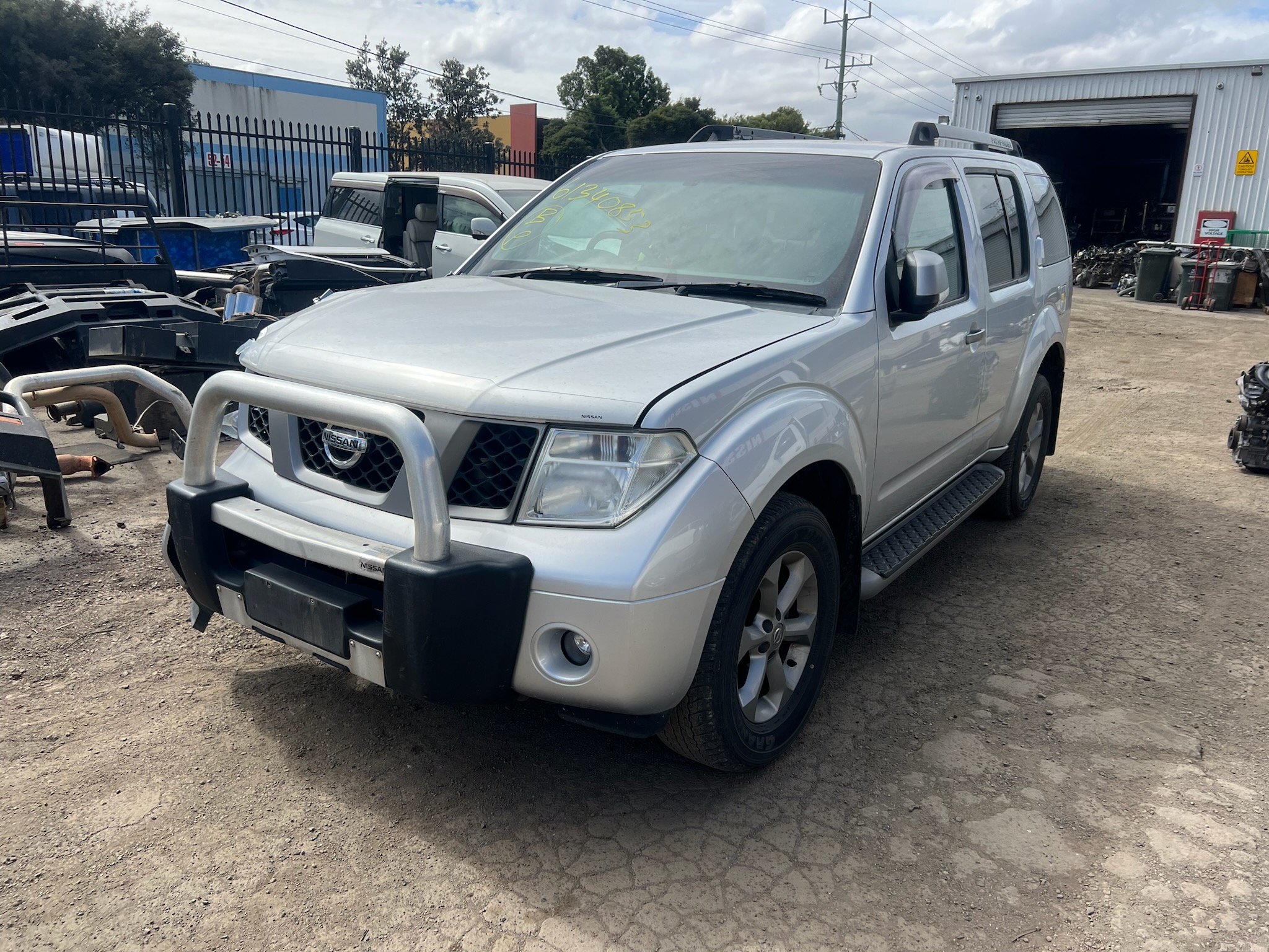 PARTING OUT NISSAN PATHFINDER R51 WAGON 2008 YD25 DIESEL SILVER WRECKING / PARTS FOR SALE