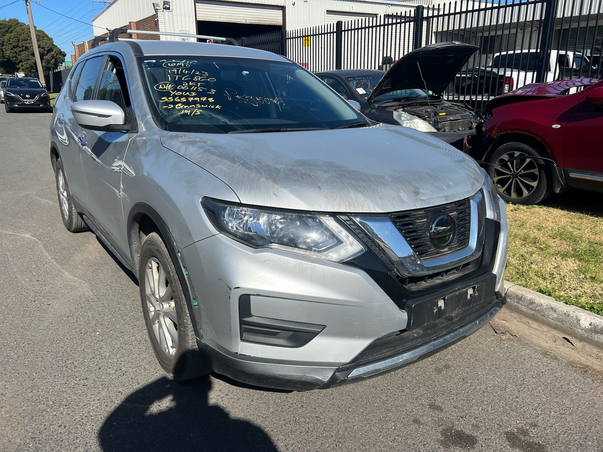 PARTING OUT NISSAN X-TRAIL T32 QR25 PETROL SILVER 2019 WRECKING / PARTS FOR SALE