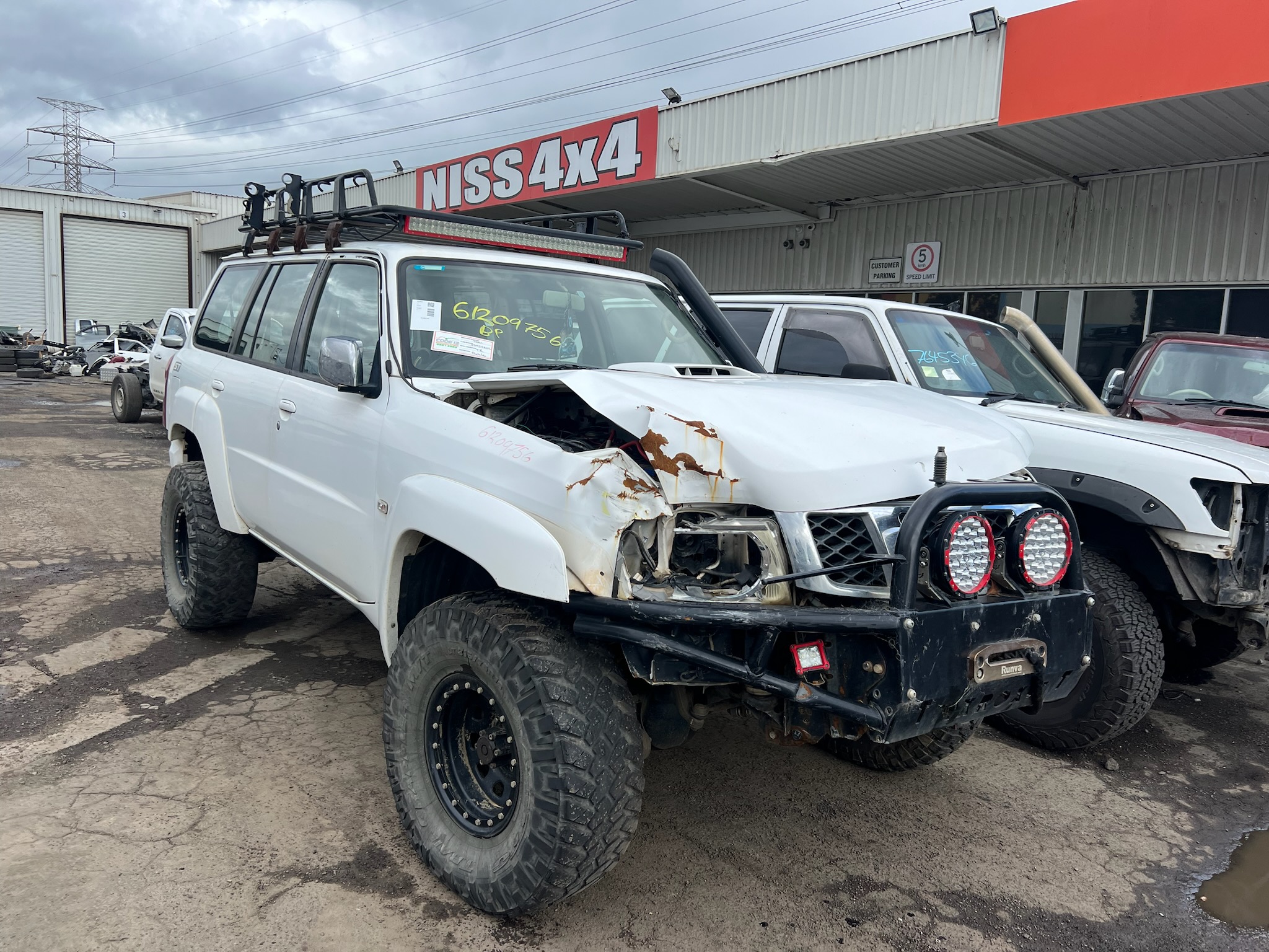 PARTING OUT NISSAN PATROL Y61 GU WAGON ZD30 WRECKING / PARTS AVAILABLE