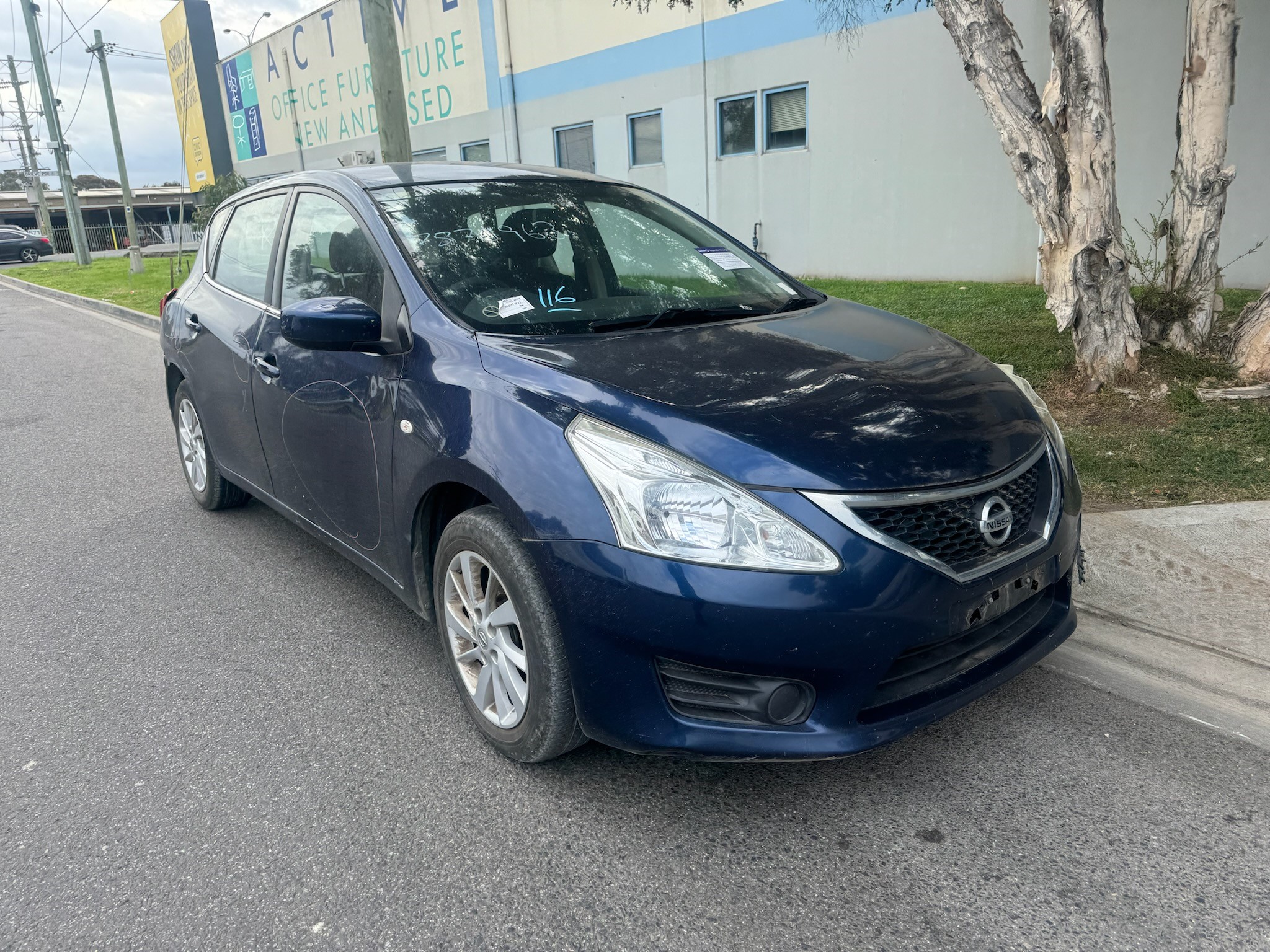 NISSAN PULSAR C12 HATCH 1.8 AUTO BLUE WRECKING