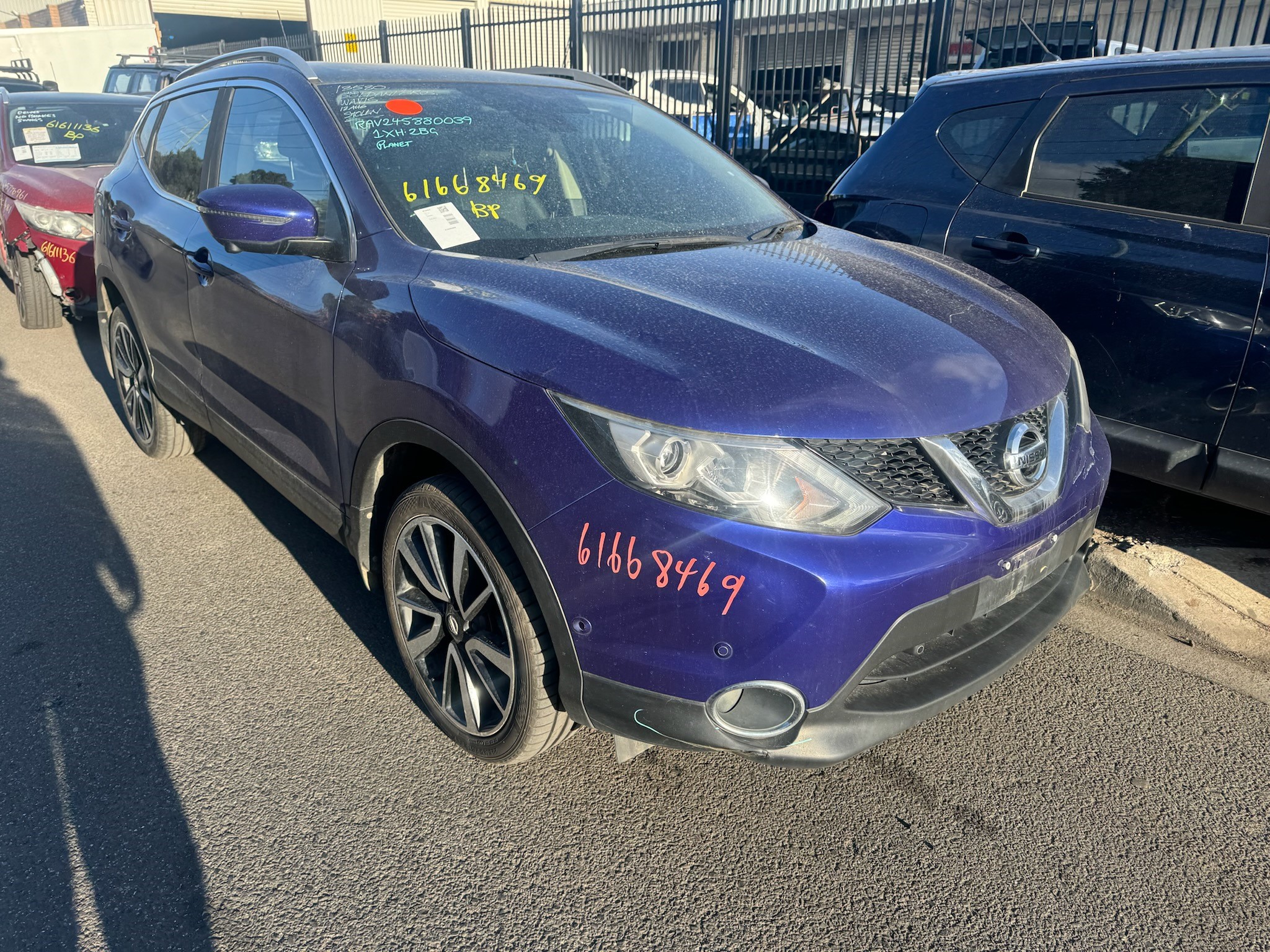 NISSAN QASHQAI J11 Ti MR20 AUTO BLUE WRECKING / PARTS ONLY