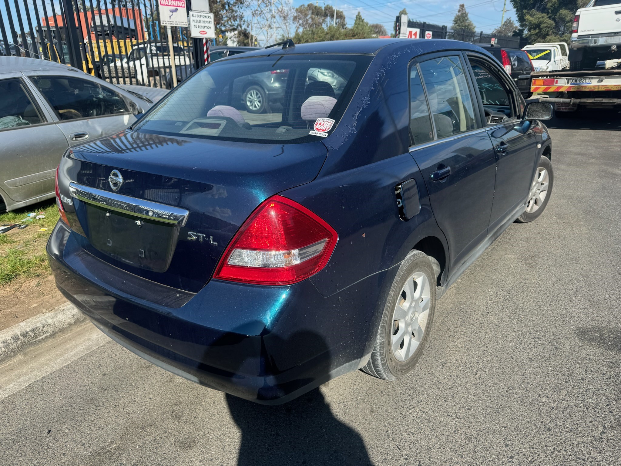 NISSAN TIIDA C11 ST-L SEDAN DARK BLUE WRECKING