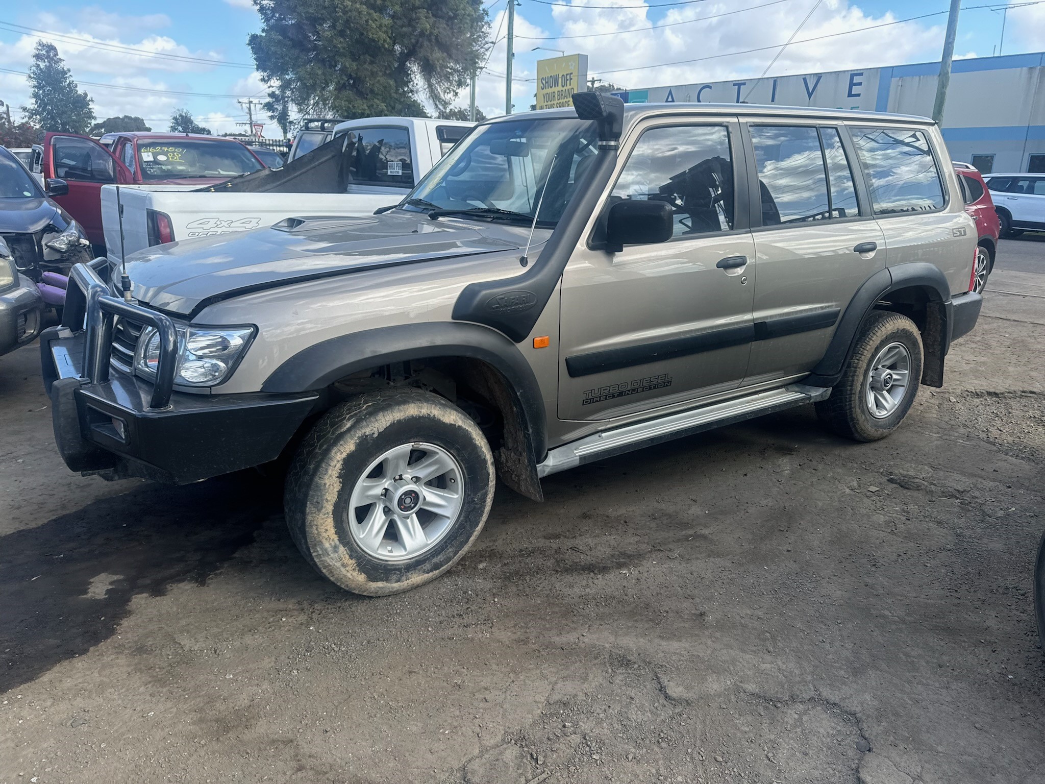 NISSAN PATROL Y61 GU WAGON ZD30 DIESEL GREY – WRECKING 