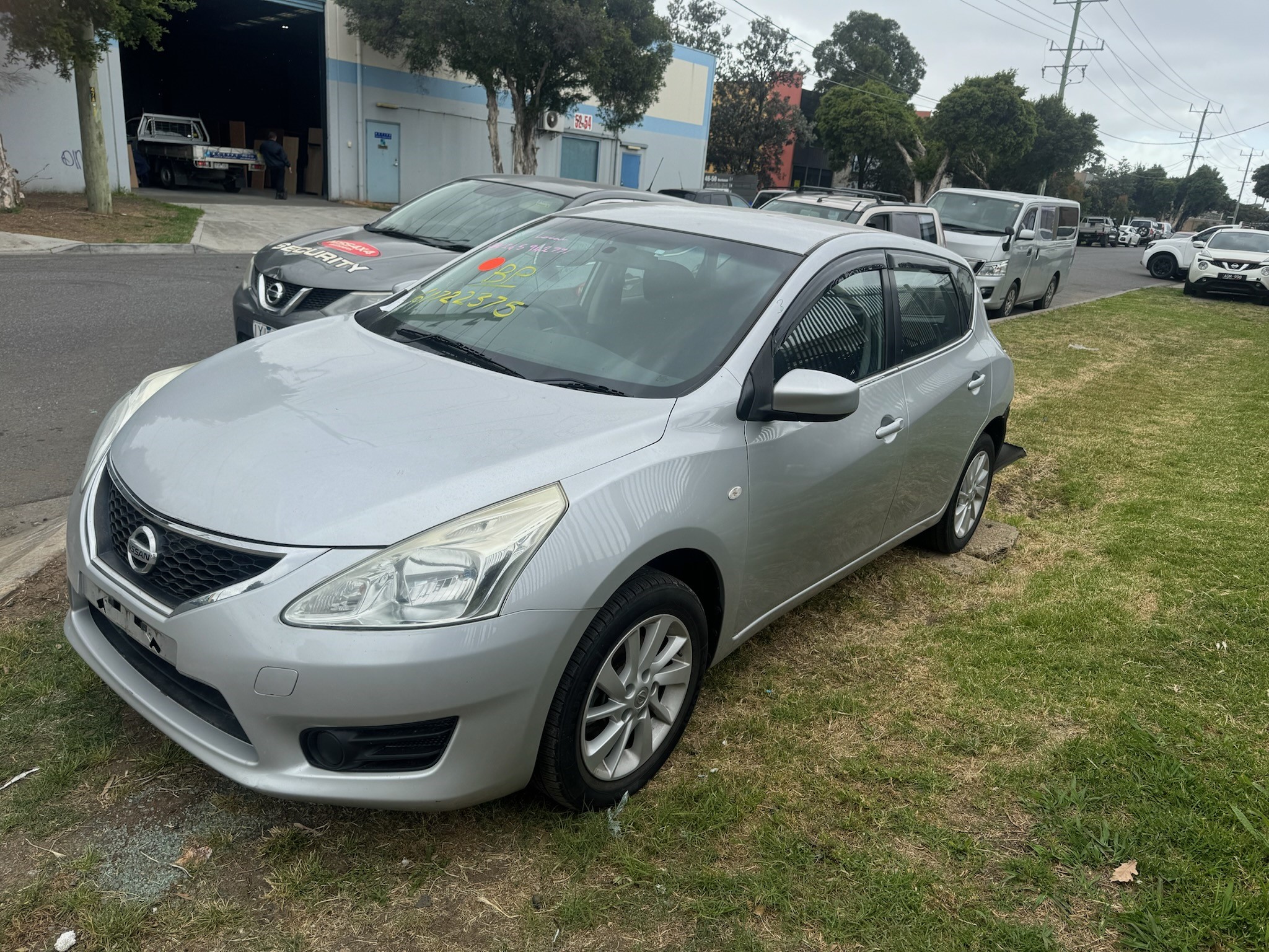 NISSAN PULSAR C12 HATCH SILVER 1.8 AUTO 2015 WRECKING