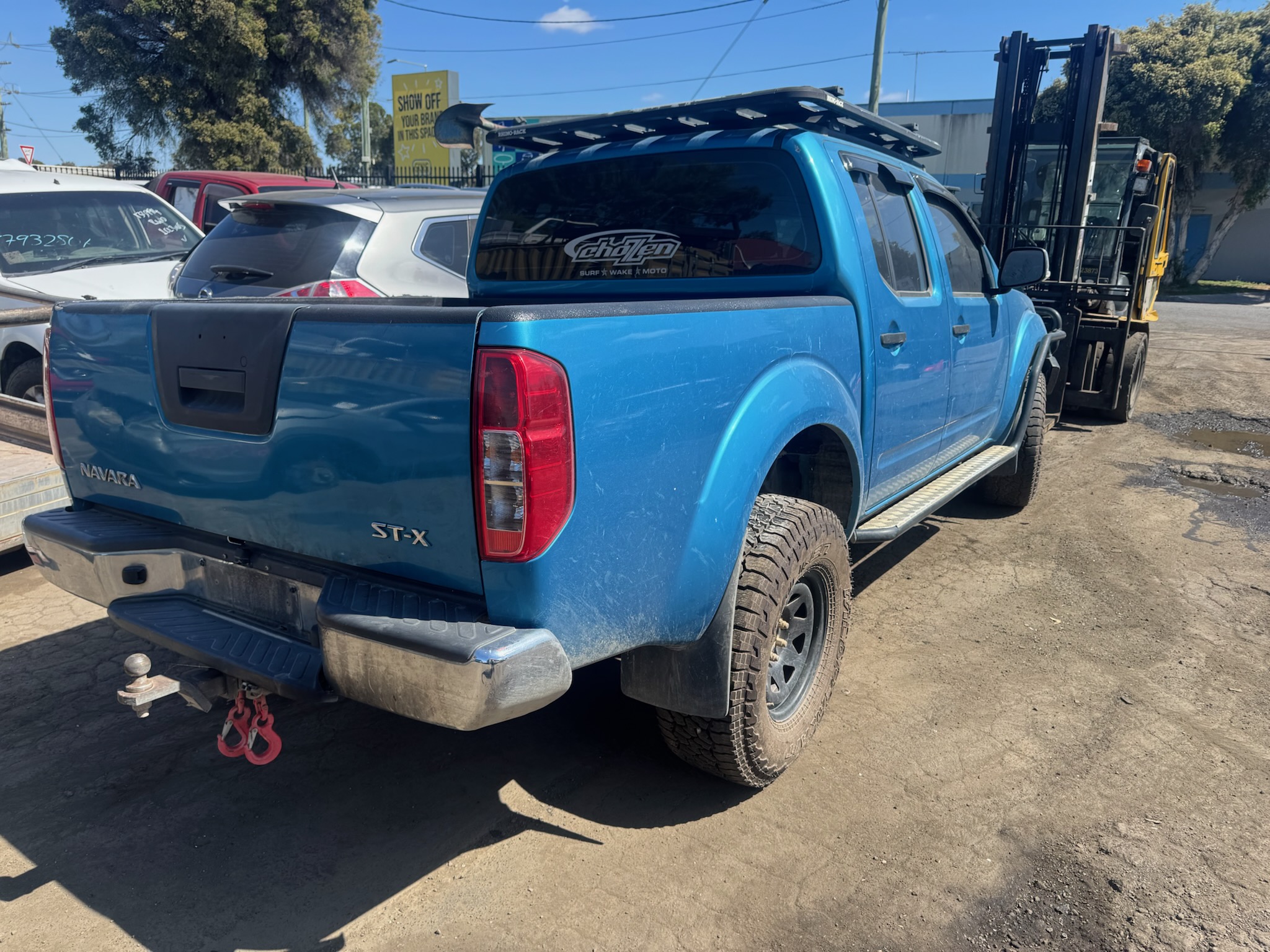 NISSAN NAVARA D40 ST-X DIESEL BLUE WRECKING