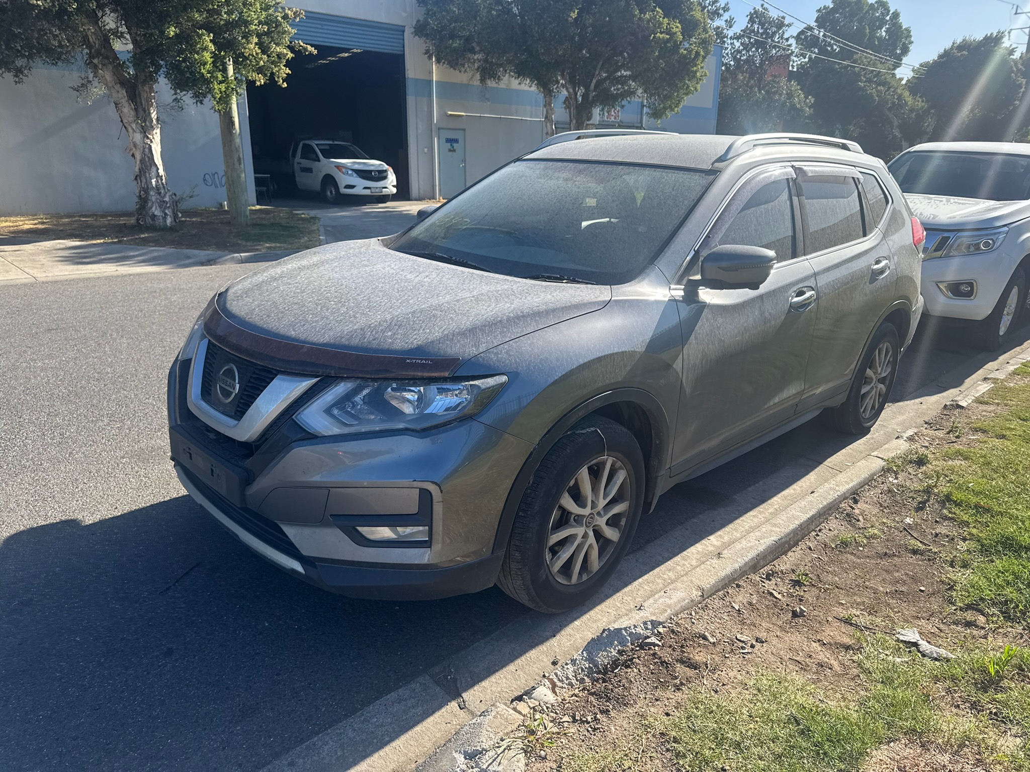 NISSAN X-TRAIL T32 ST-L QR25 AUTO GREY 2019 WRECKING