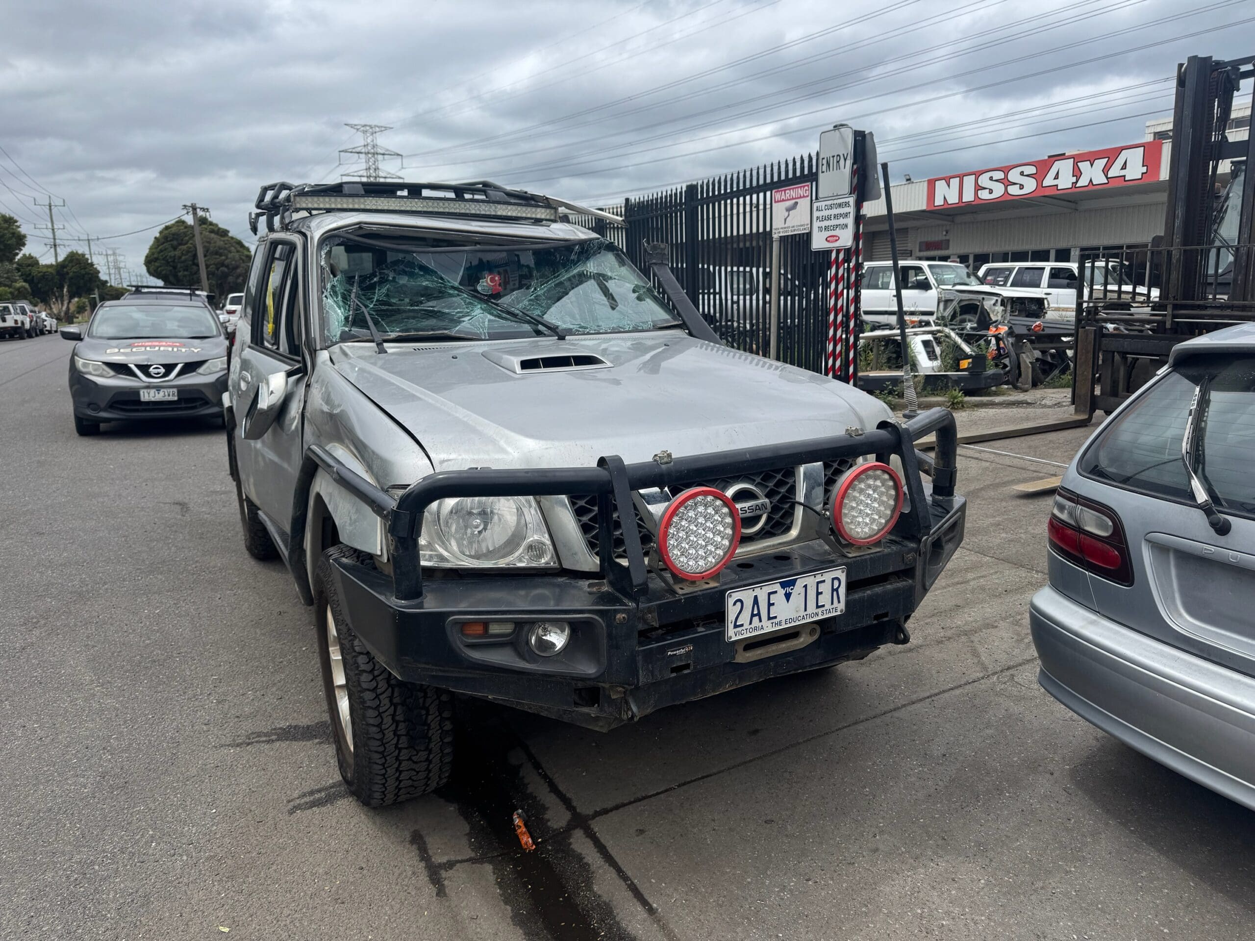 NISSAN PATROL Y61 GU Ti WAGON ZD30 SILVER 2006 WRECKING