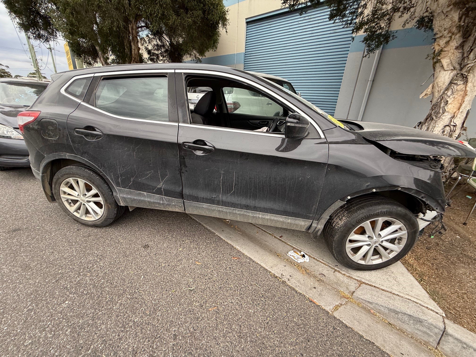 NISSAN QASHQAI J11 ST 2.0 AUTO BLACK – WRECKING