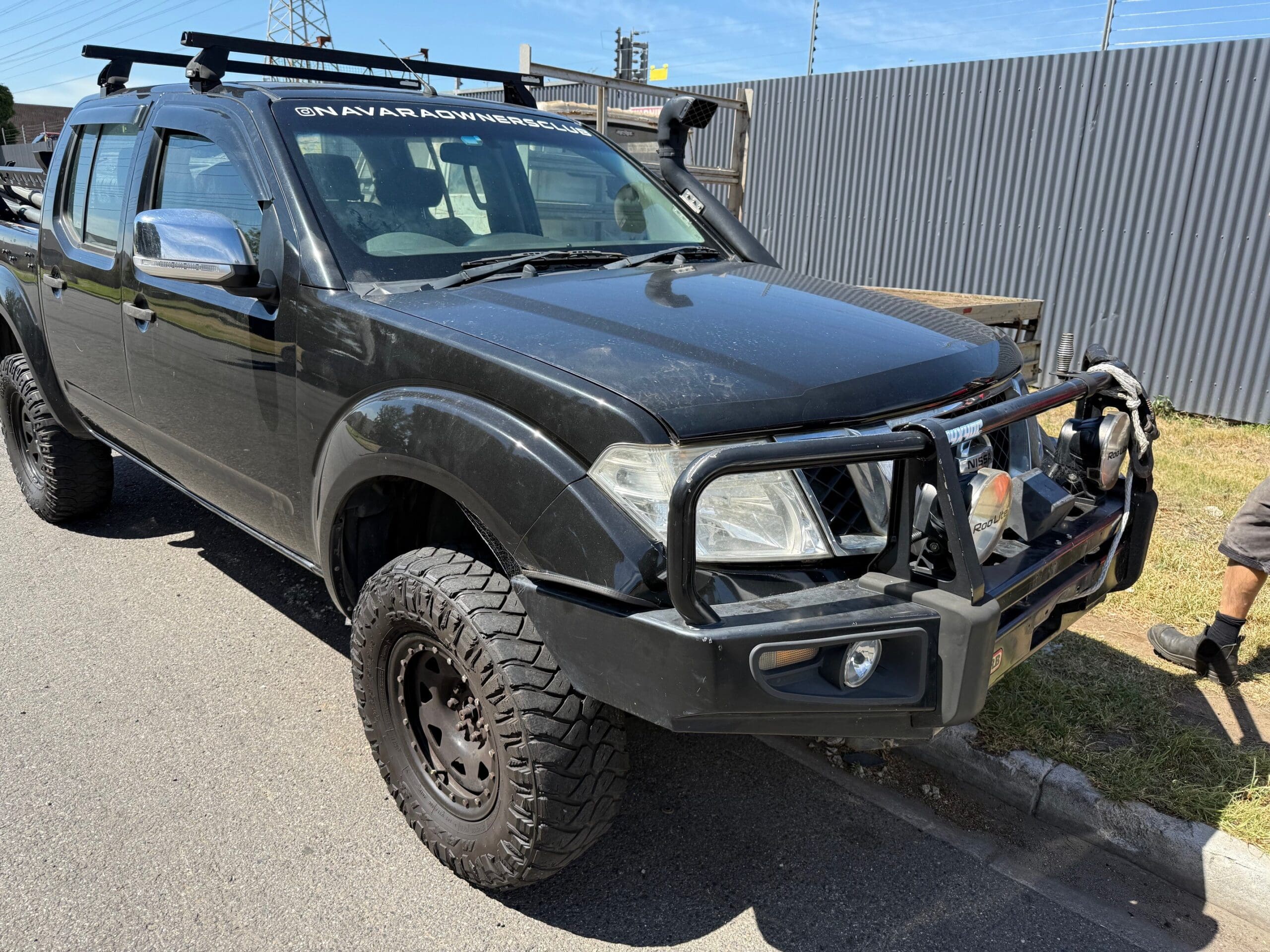 NISSAN NAVARA D40 VSK SPAIN BLACK WRECKING