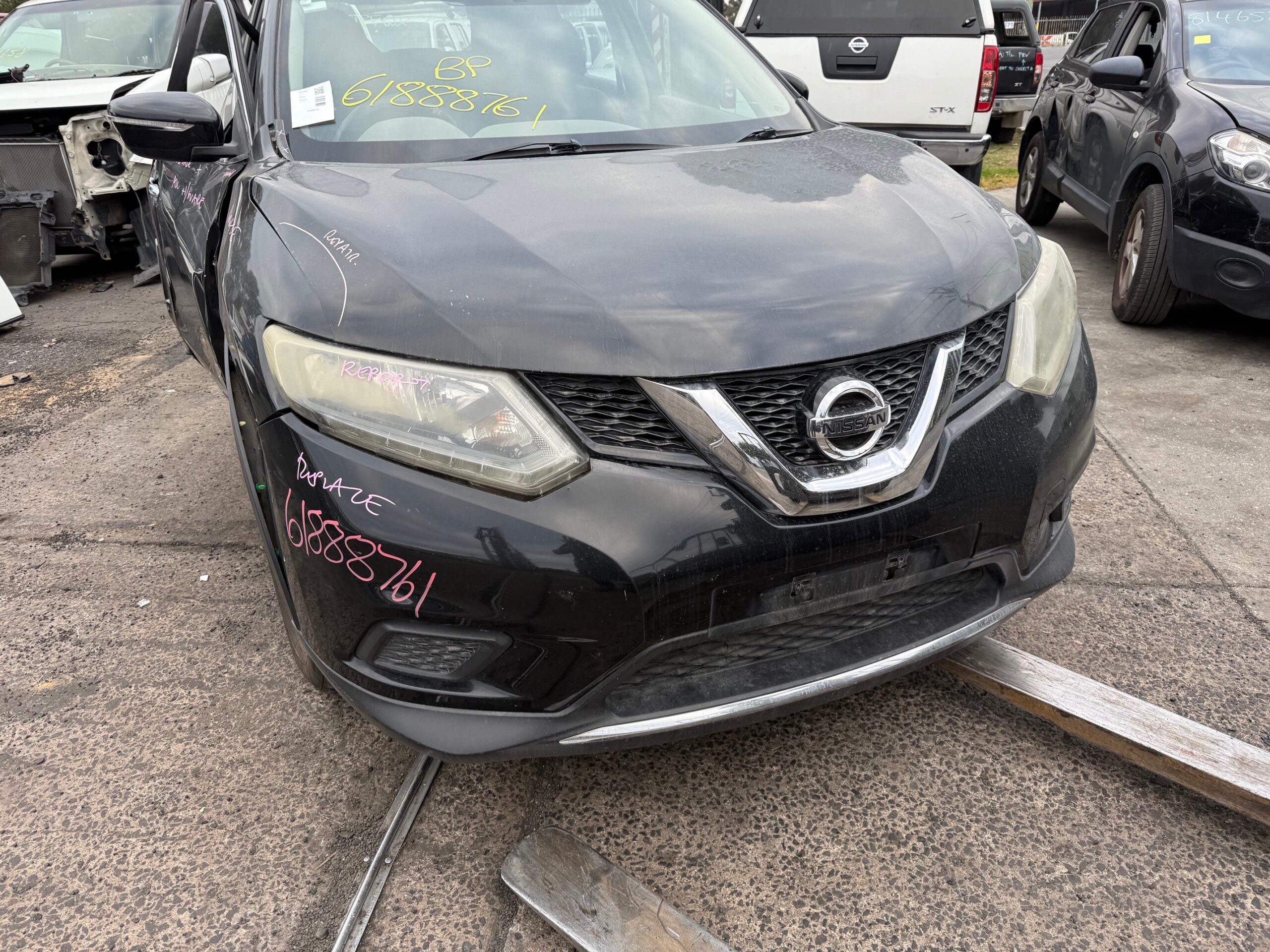 NISSAN X-TRAIL T32 ST AUTO QR25 BLACK WRECKING
