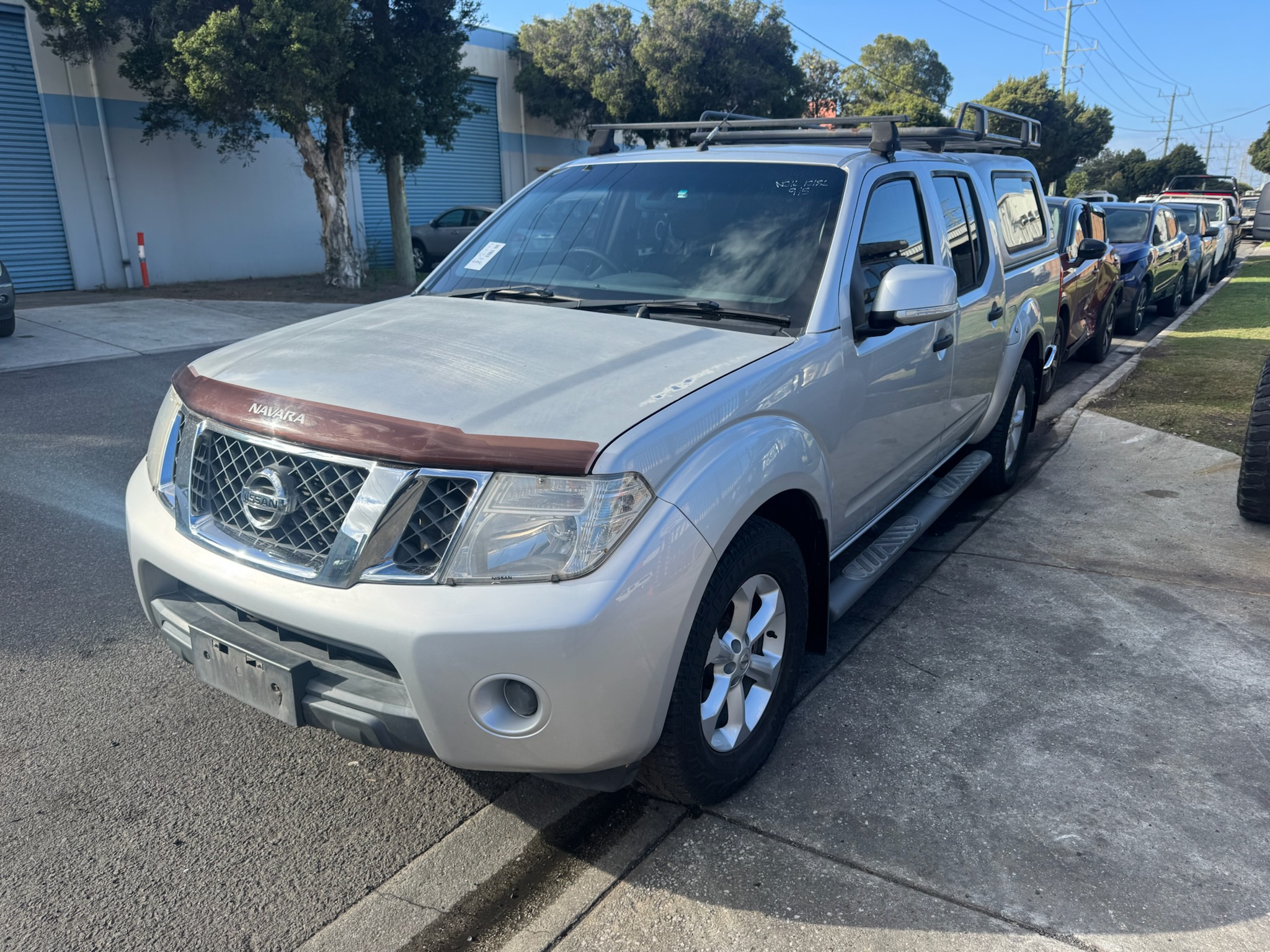 NISSAN NAVARA D40 VSK SPAIN BUILT SILVER 2011 WRECKING
