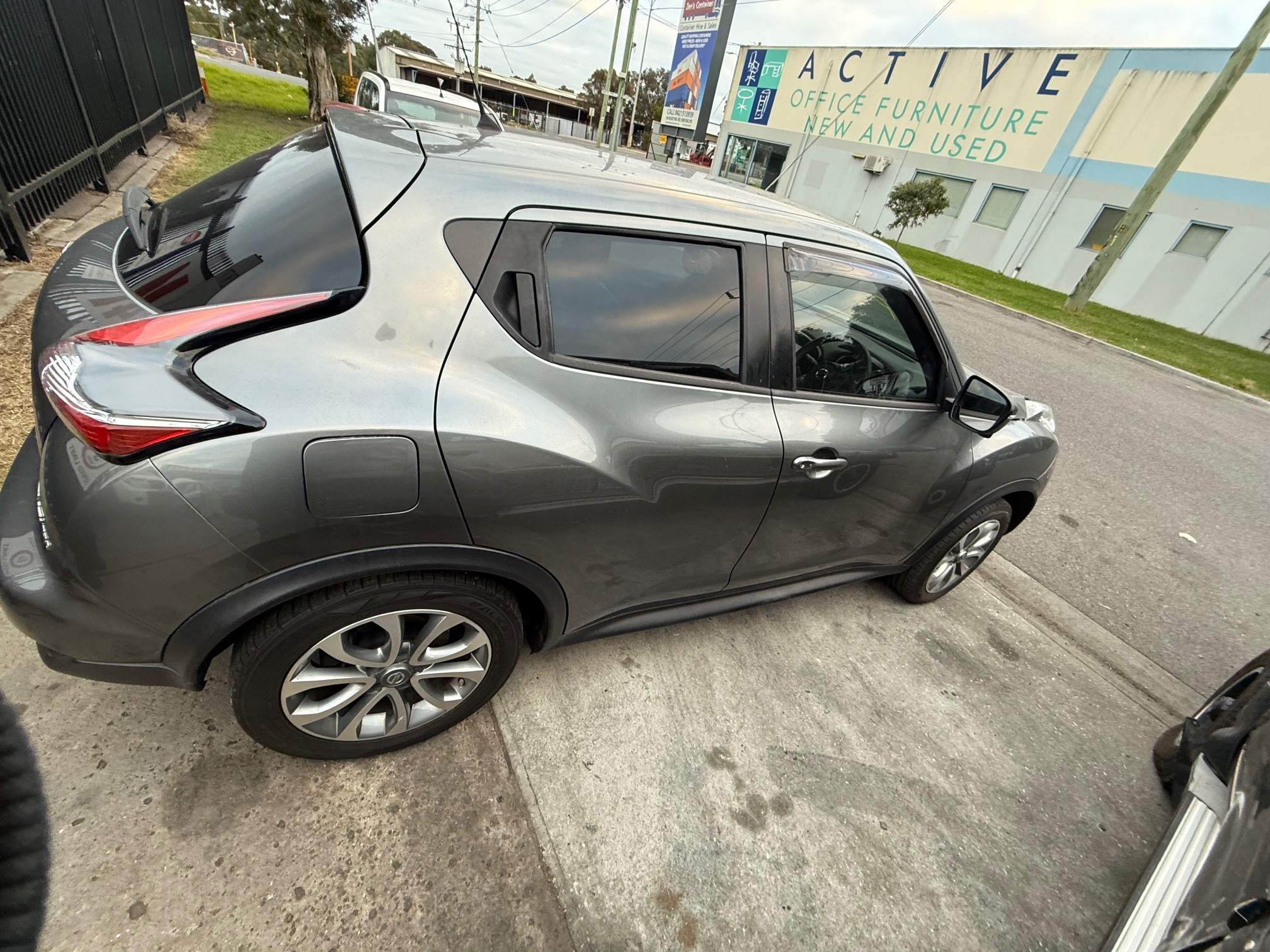 NISSAN JUKE F15 GREY AWD DIG TURBO WRECKING