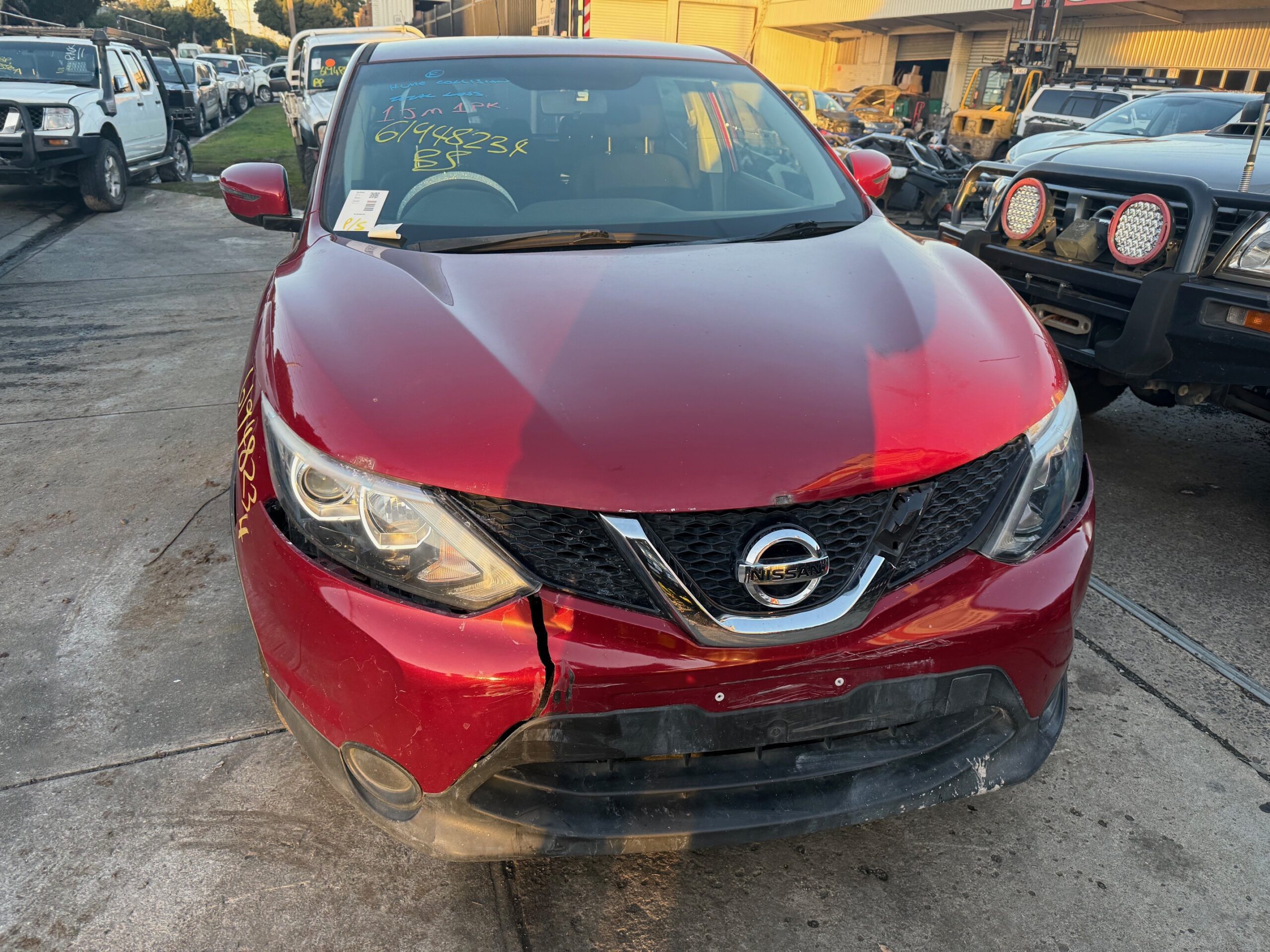 NISSAN QASHQAI J11 ST RED MR20 AUTO 2015 WRECKING