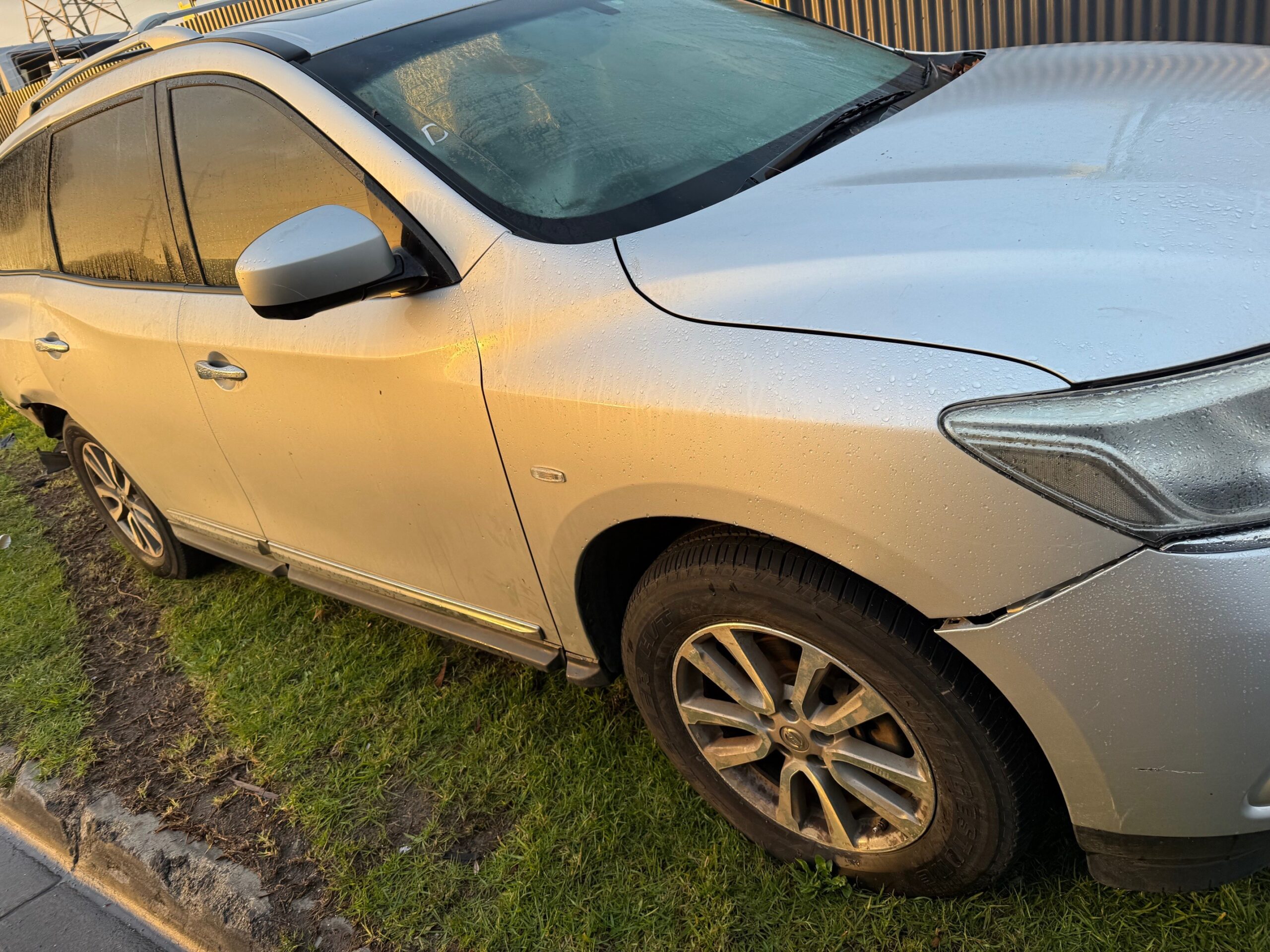 NISSAN PATHFINDER R52 VQ35 V6 4WD SILVER WRECKING