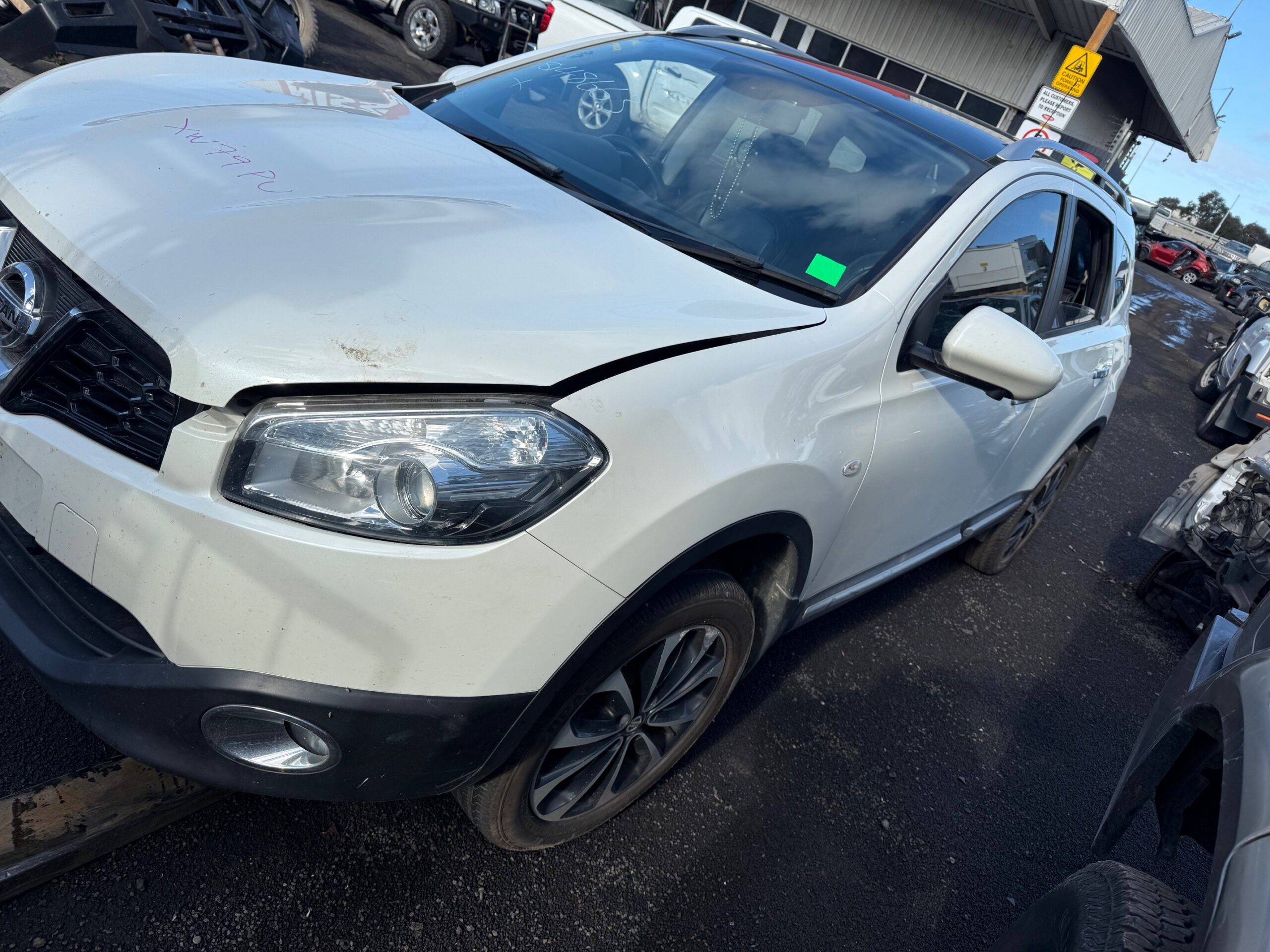 NISSAN DUALIS +2 J10 Ti-L MR20 AUTO SEVEN SEATER WHITE WRECKING