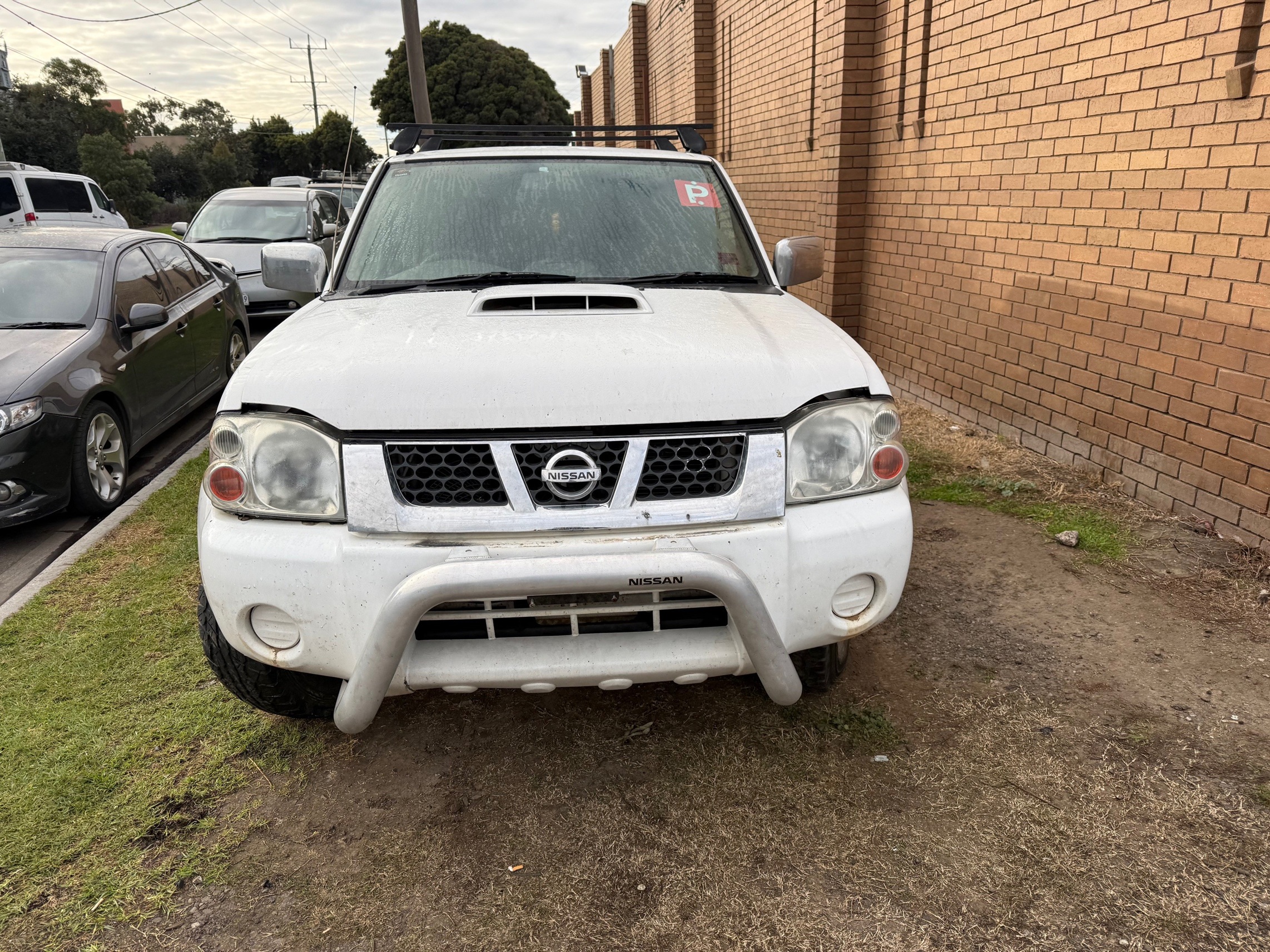 NISSAN NAVARA D22 ST-R DUALCAB YD25 DIESEL 2012 WRECKING