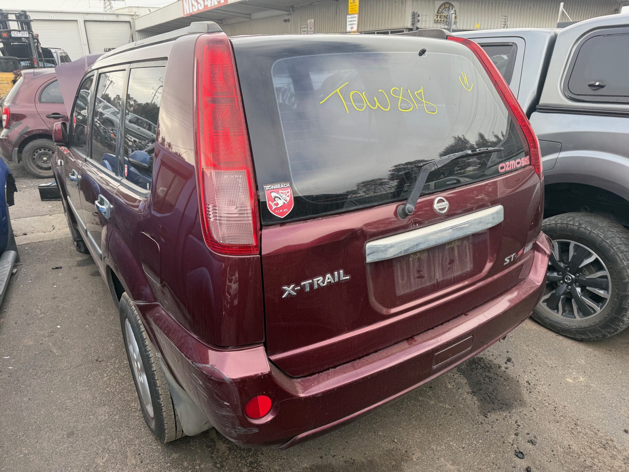 NISSAN X-TRAIL T30 S2 QR25 4X4 MAROON WRECKING