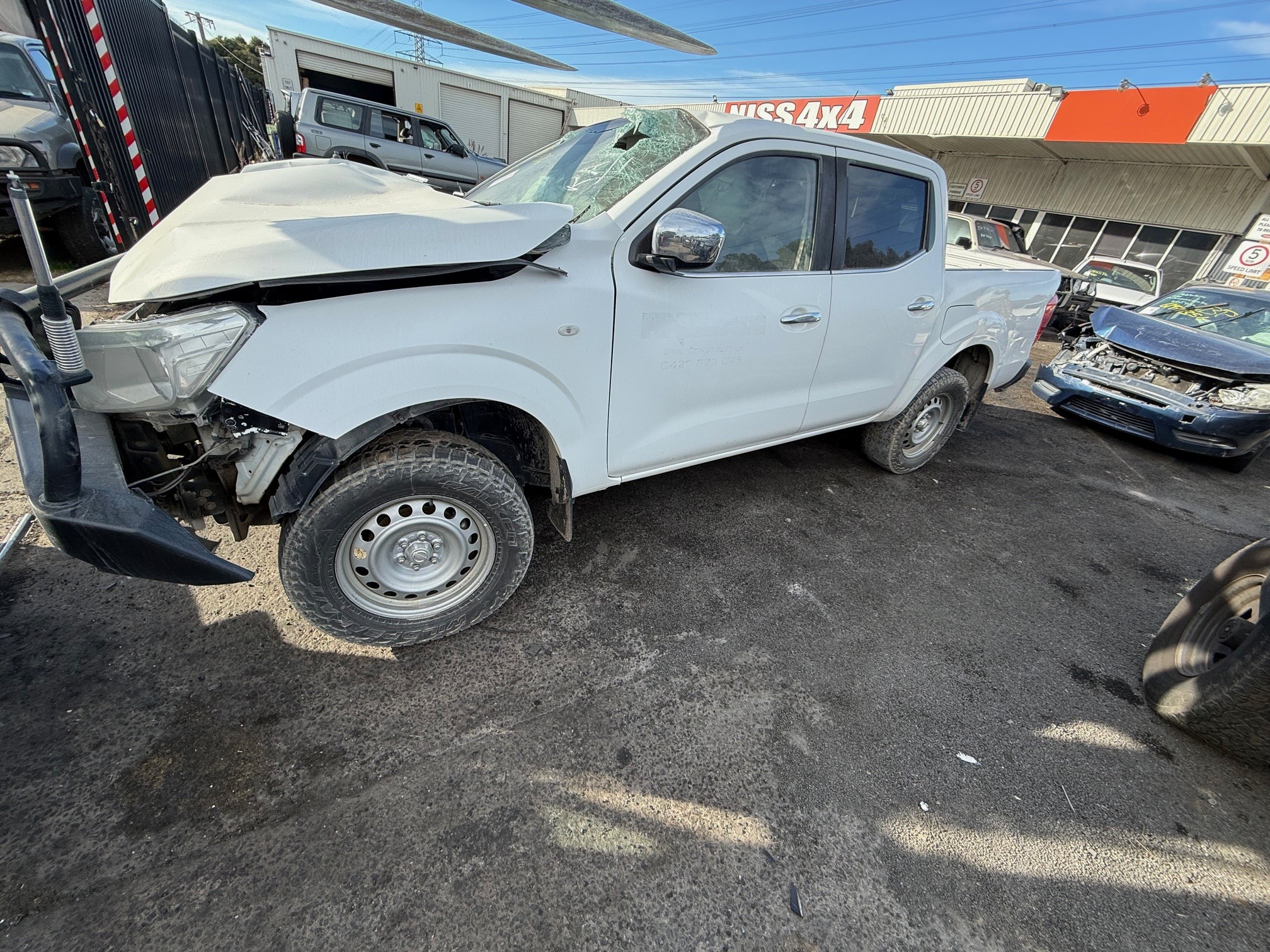 NISSAN NAVARA D23 NP300 SL DUALCAB YS23 DIESEL WHITE 2021 WRECKING