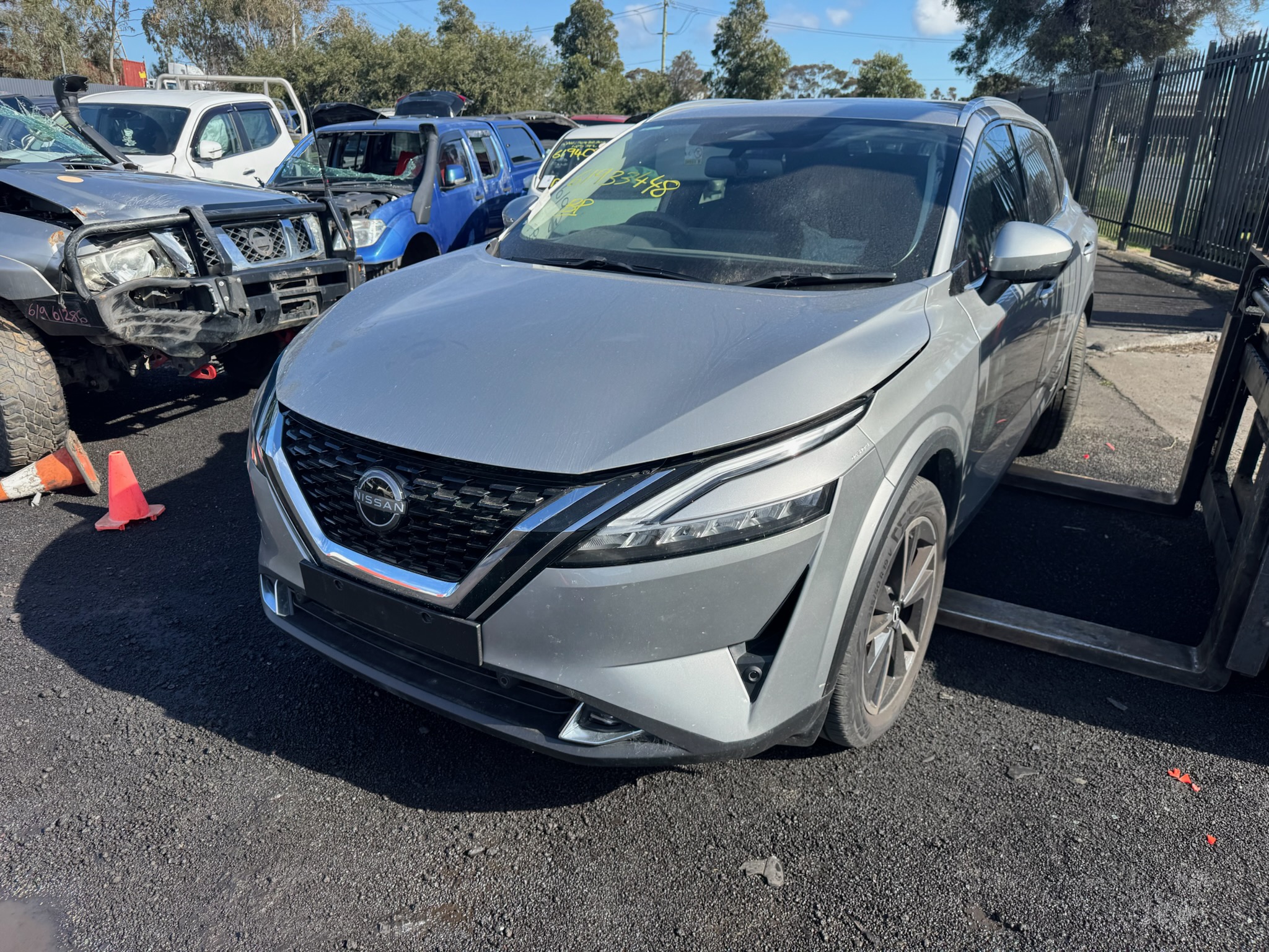 NISSAN QASHQAI J12 PETROL TURBO SILVER 2024 WRECKING