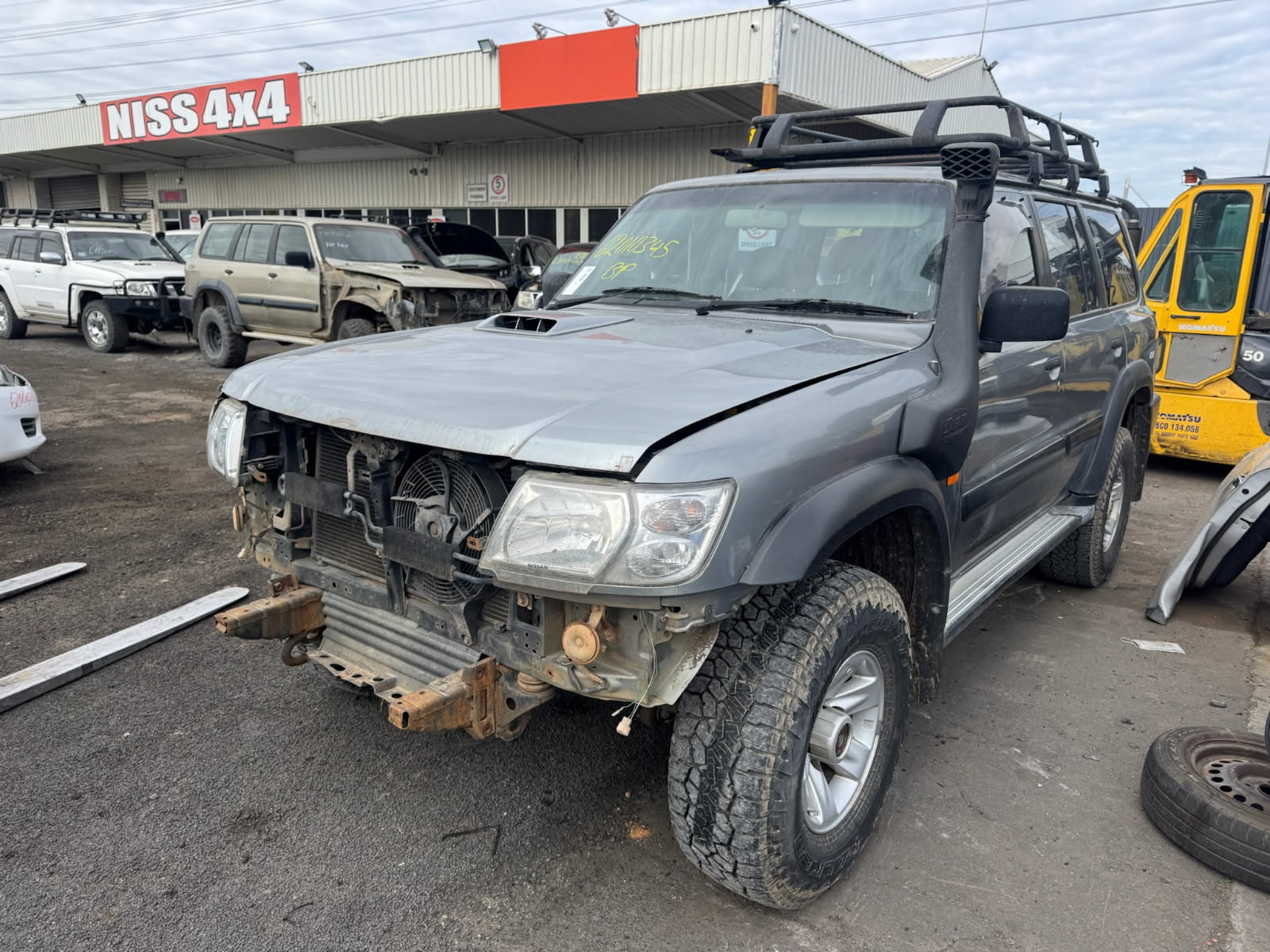 NISSAN PATRL Y61 GU WAGON ZD30 MANUAL GREY WRECKING