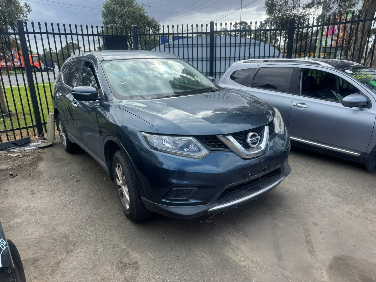 NISSAN X-TRAIL T32 QR25 AUTO BLUE 2016 WRECKING