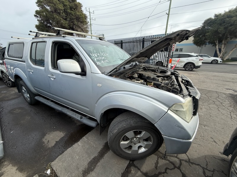 NISSAN NAVARA D40 MNT YD25 SILVER WRECKING