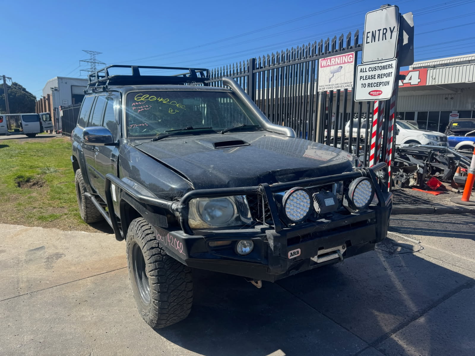 NISSAN PATROL Y61 S4 ZD30 DIESEL WAGON BLACK WRECKING