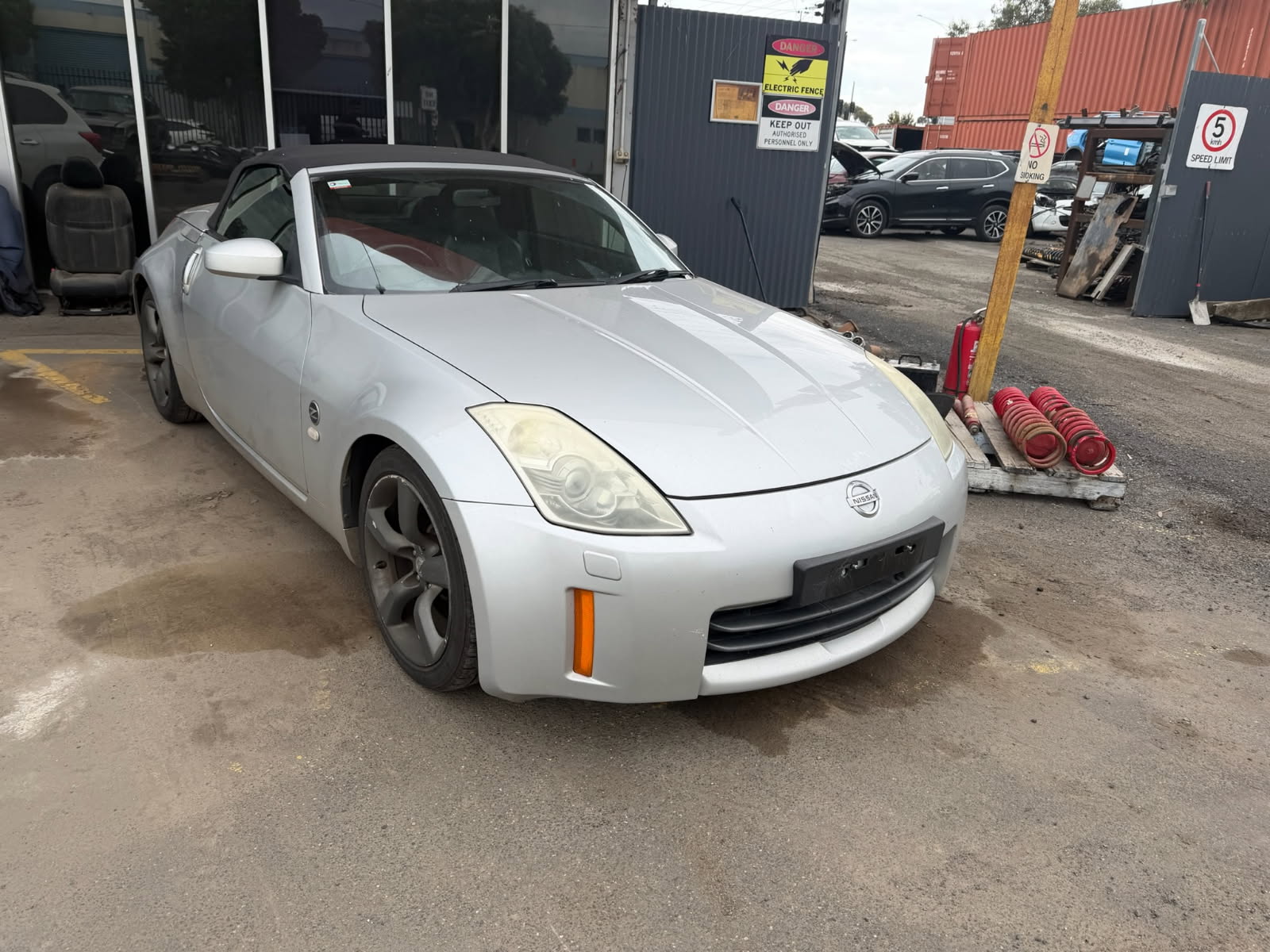 NISSAN 350Z Z33 CONVERTIBLE VQ35 SILVER 2006 WRECKING