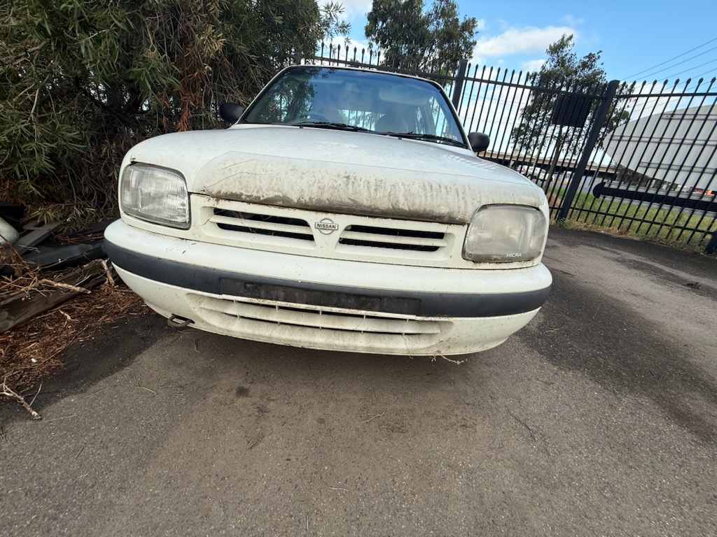 NISSAN MICRA K11 WHITE MANUAL WRECKING