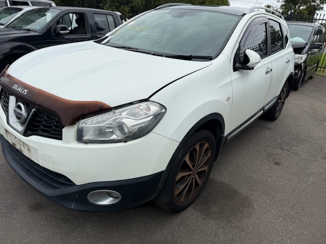 NISSAN DUALIS J10 MR20 AUTO WHITE WRECKING