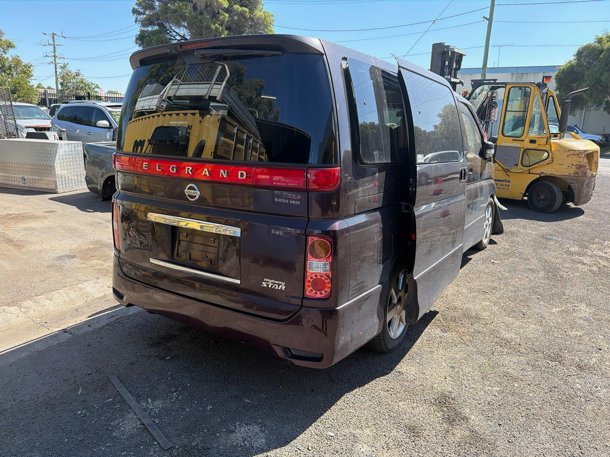 NISSAN ELGRAND E51 HIGHWAY STAR VQ35 AUTO 2007 PURPLE WRECKING