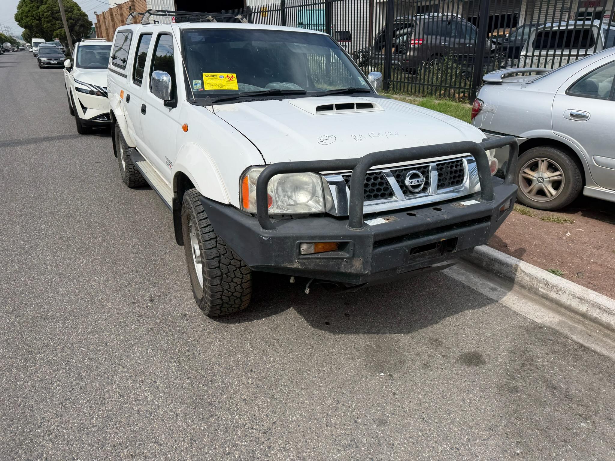 NISSAN NAVARA D22 ST-R YD25 TURBO DIESEL WHITE CANOPY WRECKING