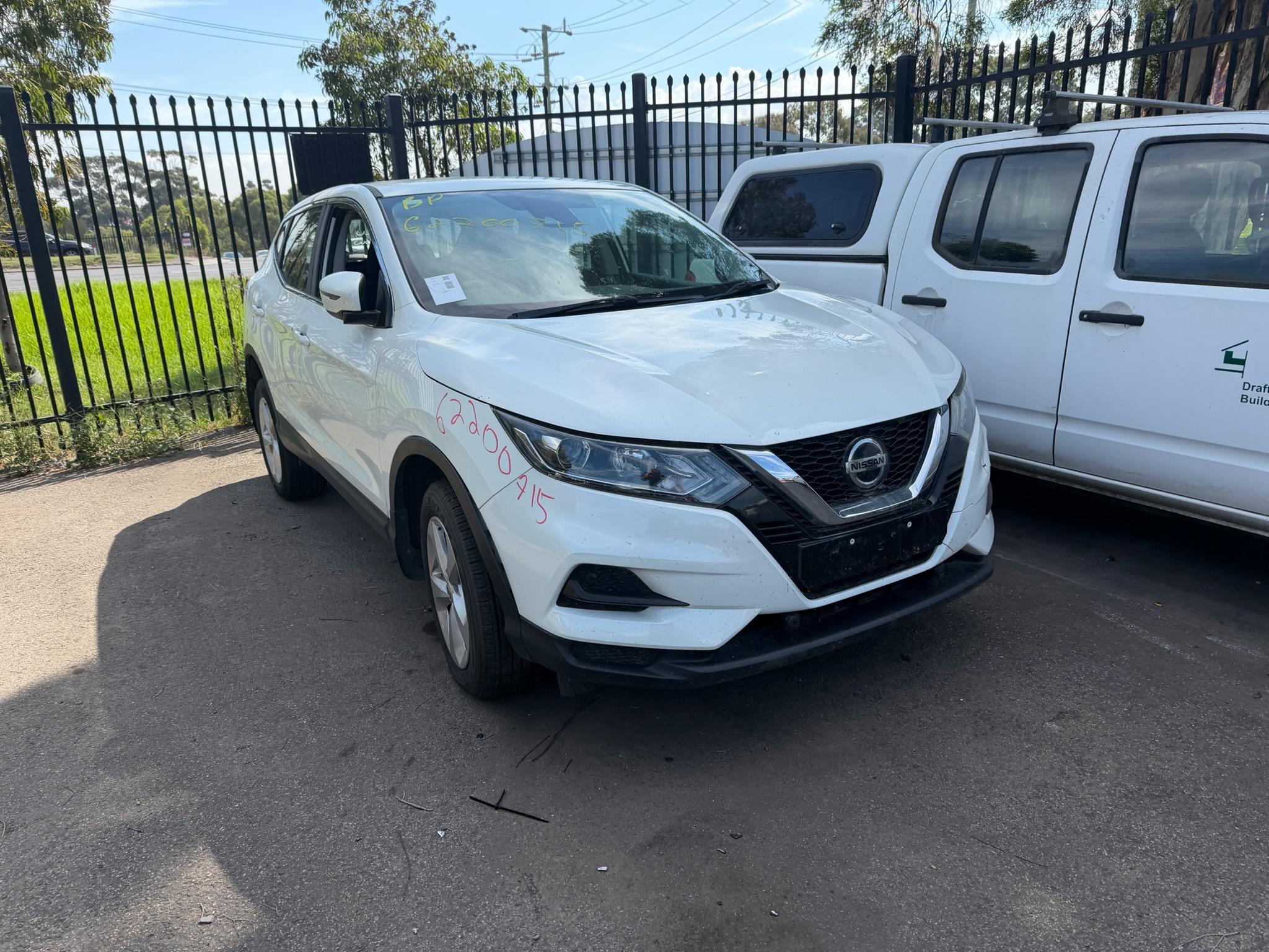 NISSAN QASHQAI J11 ST MR20 WHITE 2019 WRECKING