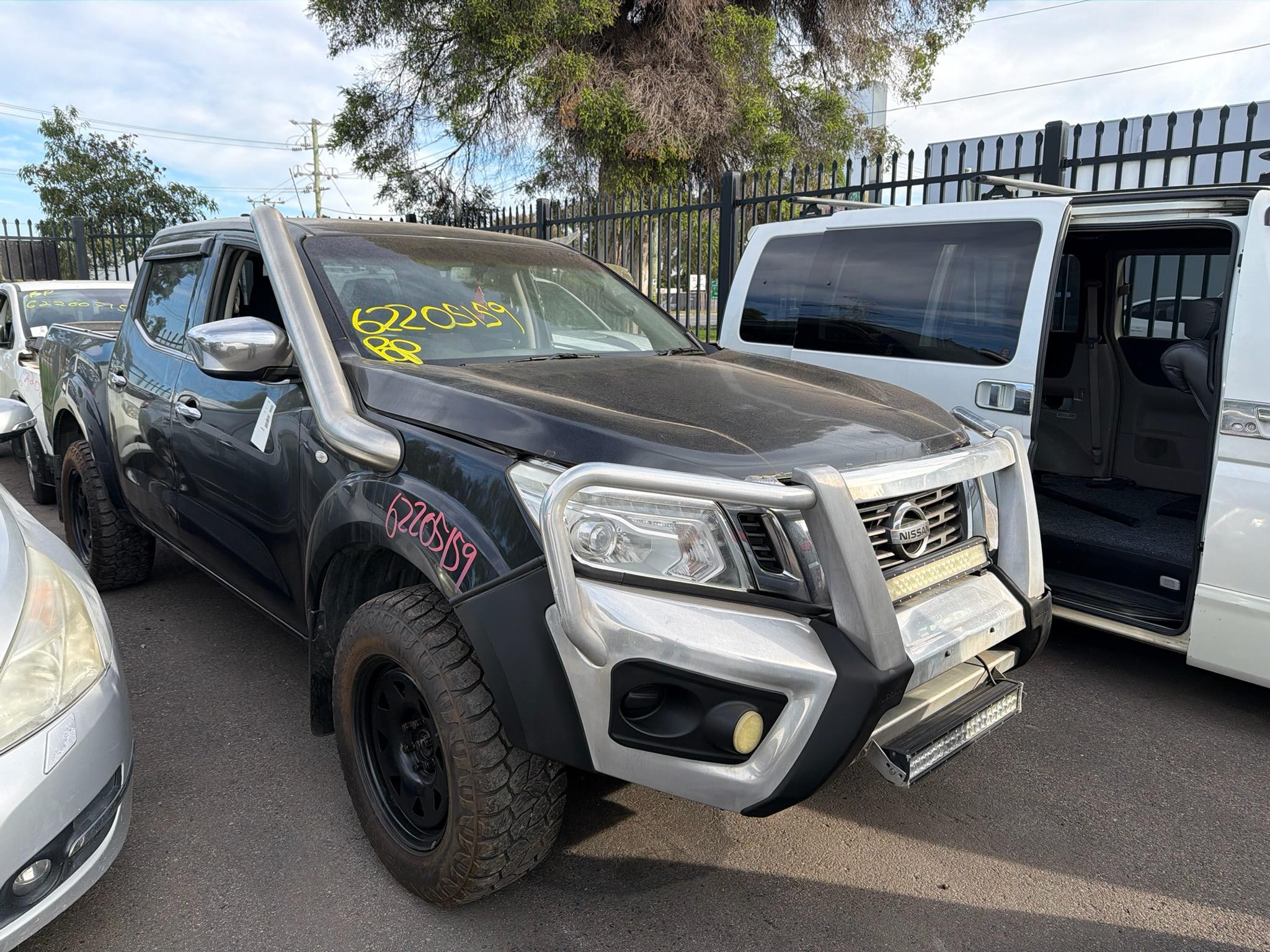 NISSAN NAVARA D23 NP300 ST 4X4 2.3 DIESEL WRECKING