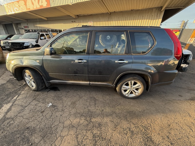 NISSAN X-TRAIL T31 ST 4WD AUTO GREY WRECKING