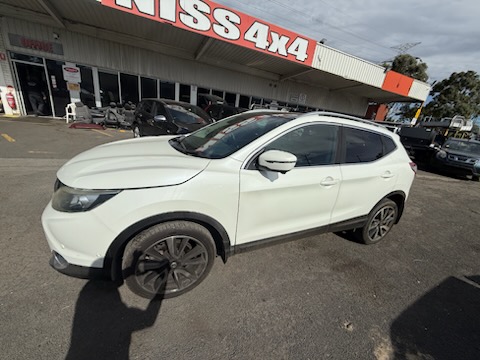 NISSAN QASHQAI J11