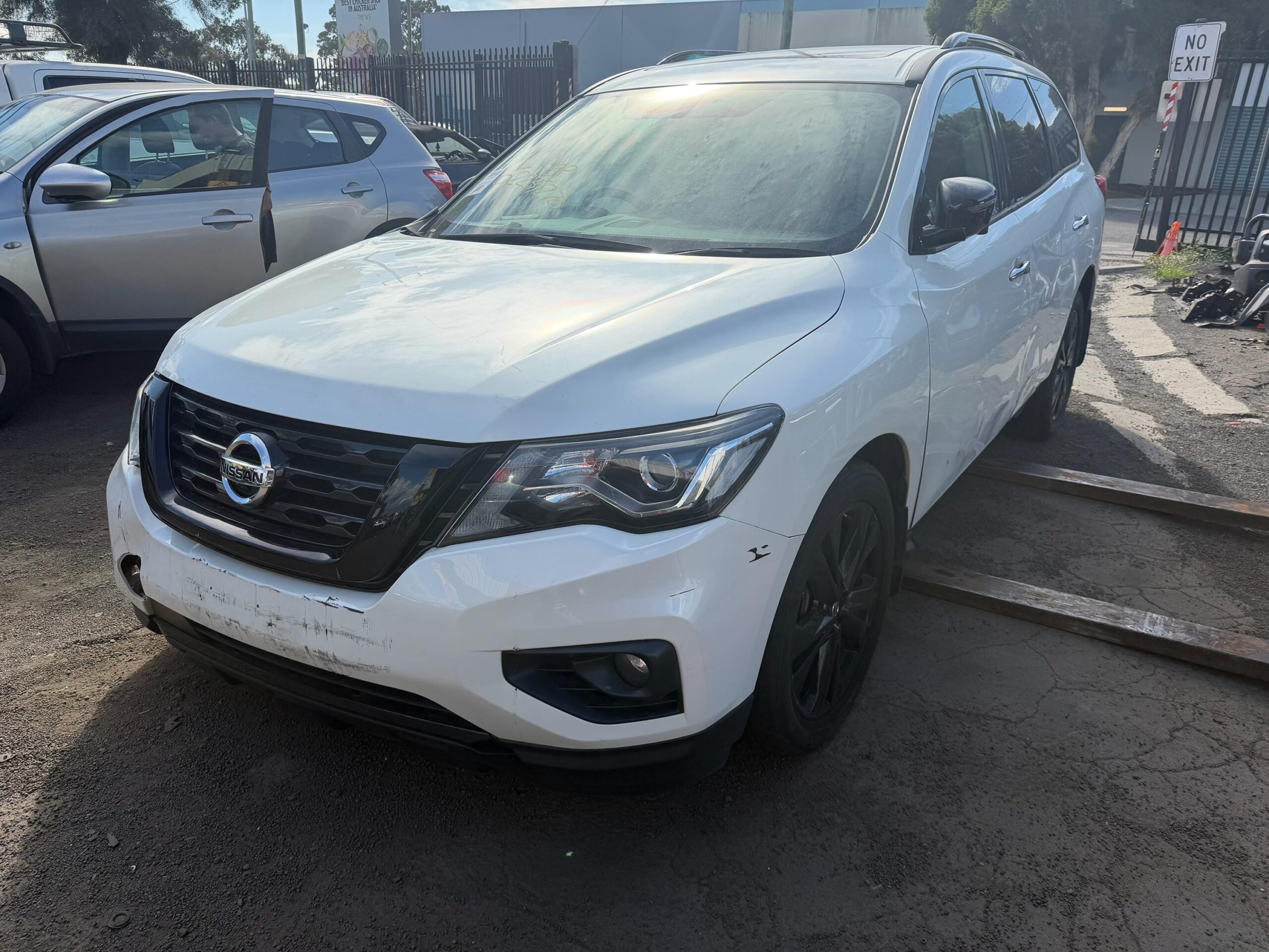 NISSAN PATHFINDER R52 NSPORT V6 AUTO WHITE 2020 WRECKING