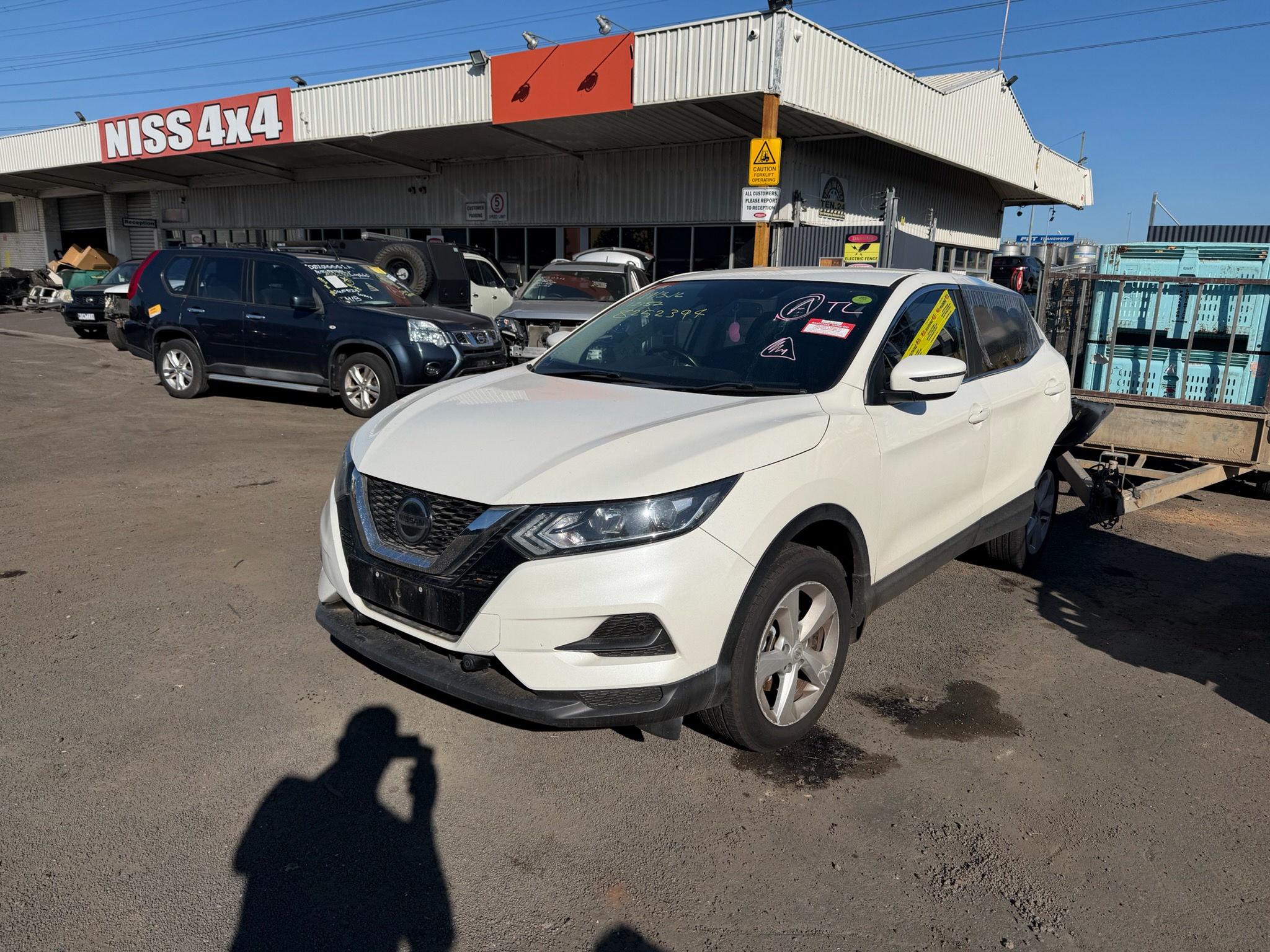 NISSAN QASHQAI J11 MR20 AUTO WHITE WRECKING