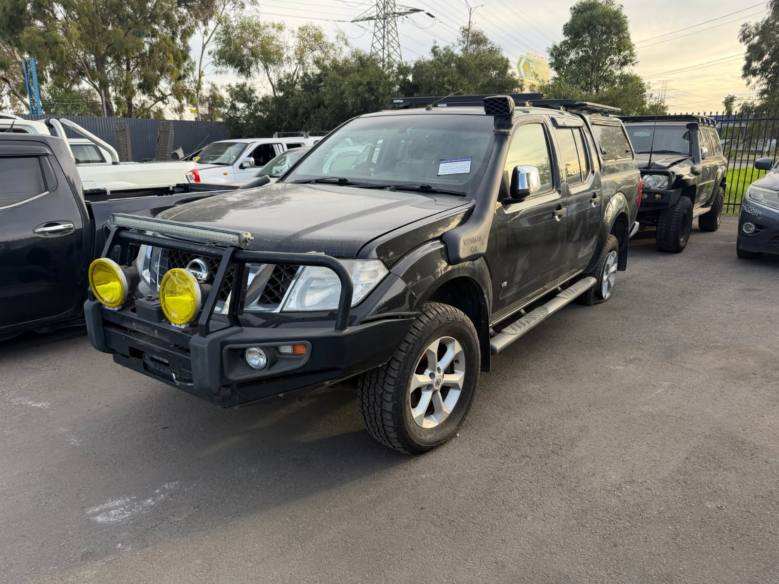 NISSAN NAVARA D40 ST-X V6 DIESEL V9X 3.0 BLACK CANOPY 2013 WRECKING
